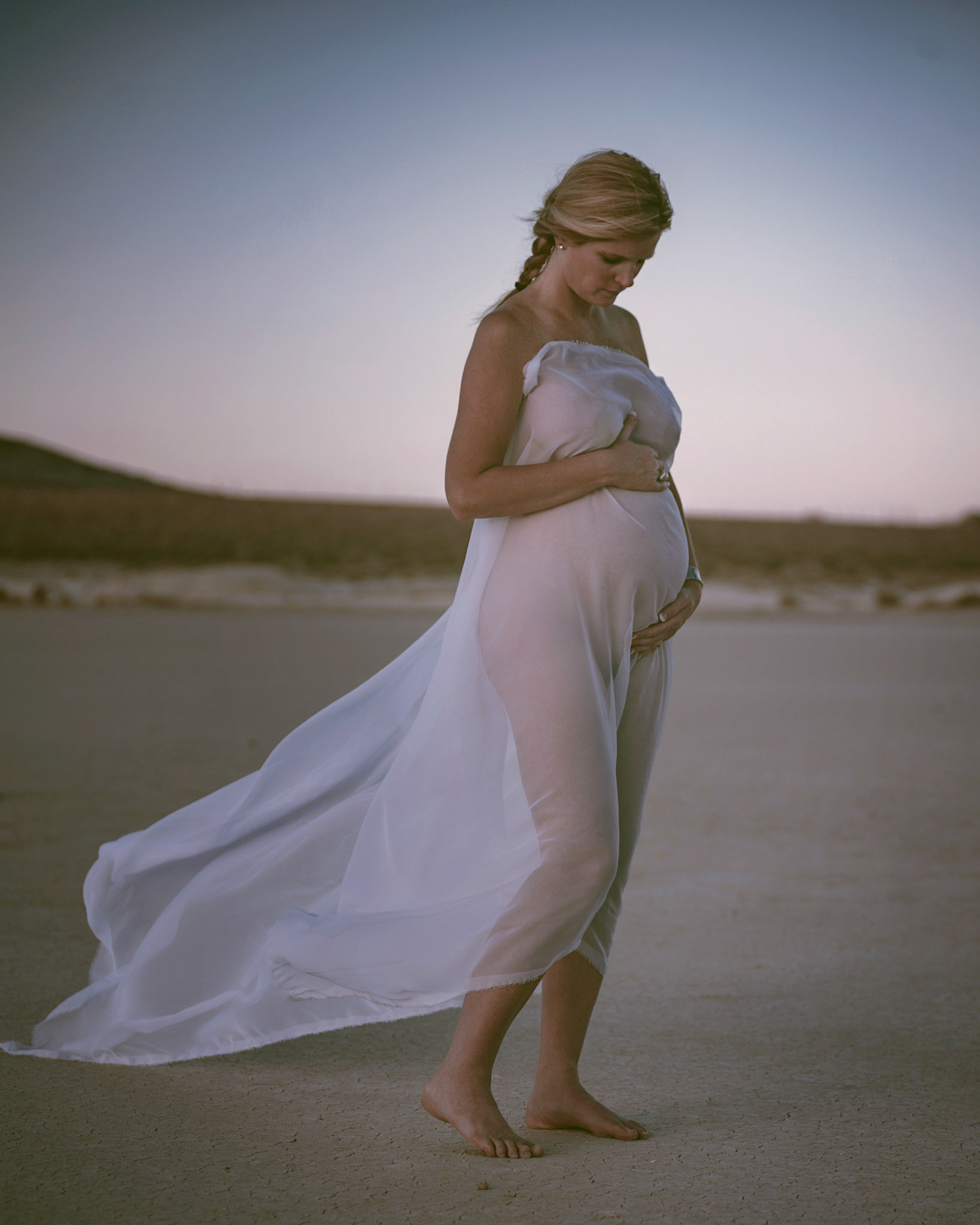 Maternity Photography - Mojave Desert