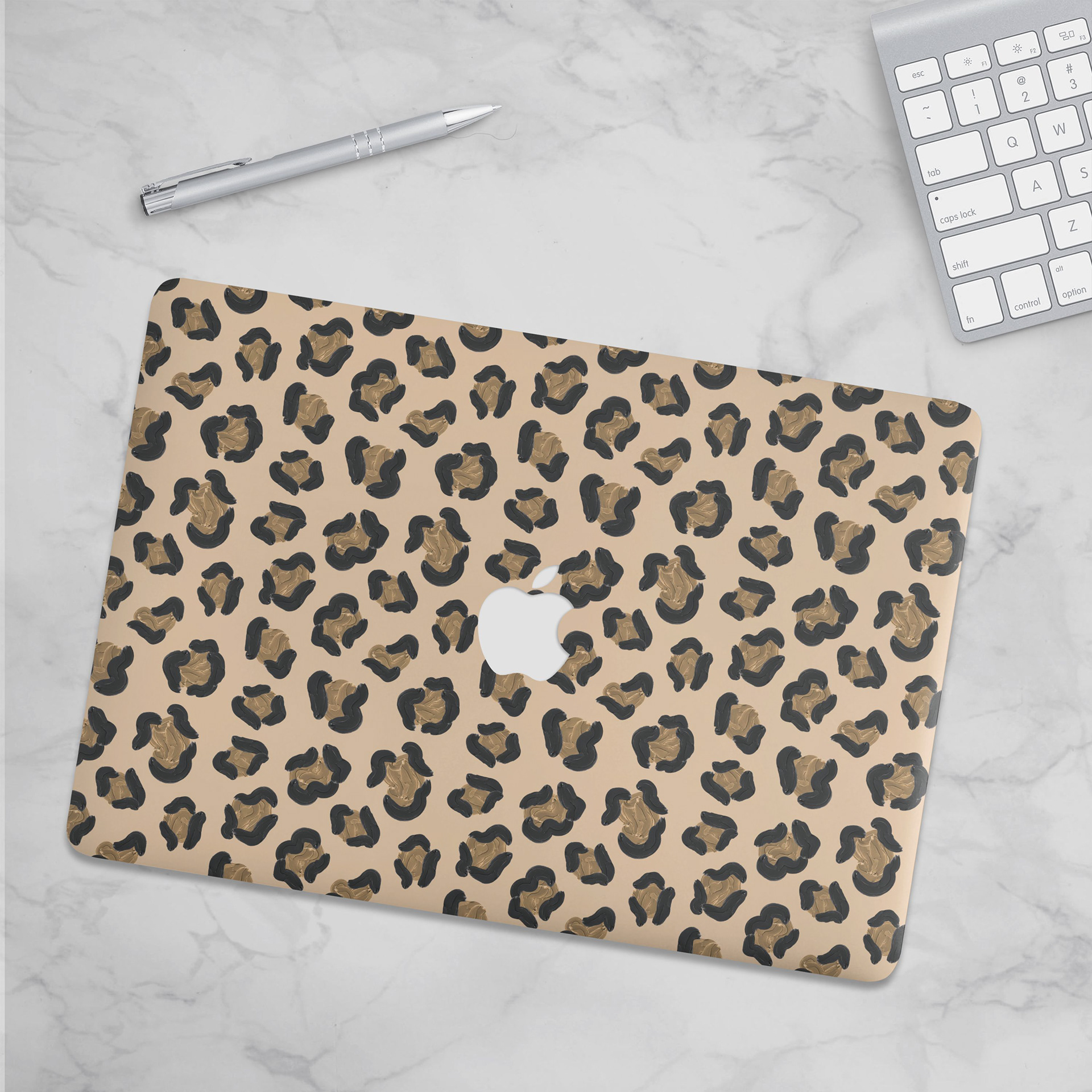 LEOPARD PRINT 1_MACBOOK SKIN MOCKUP