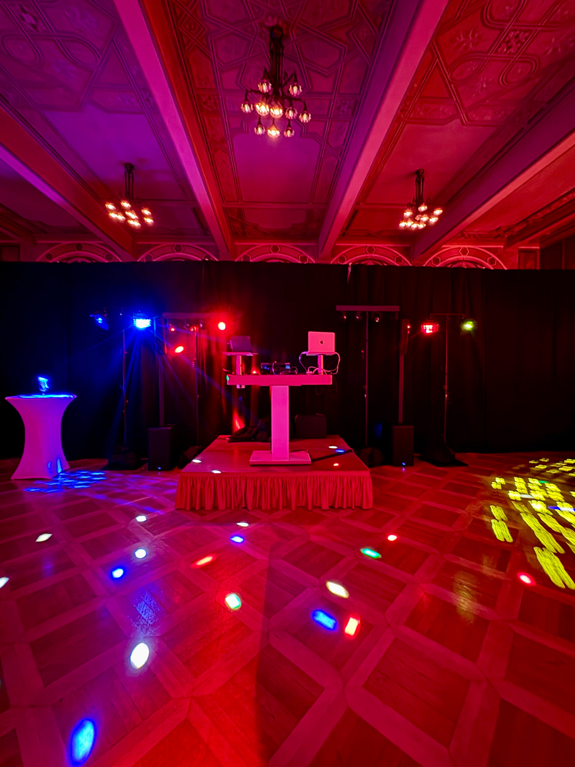 DJ Weihnachtsfeier Wien - Palais Ferstel