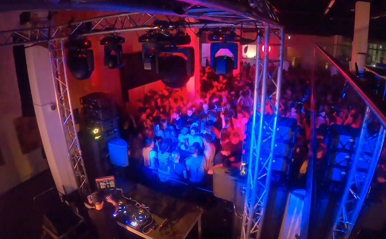 Clubbing DJ | DJ Oliver Thomas