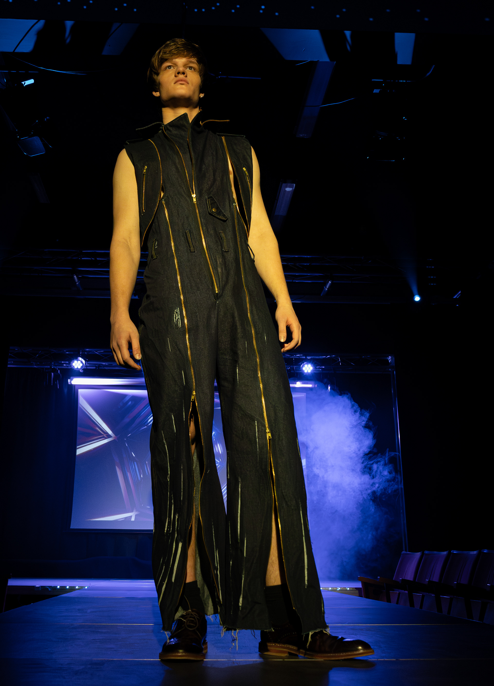 Desfile de moda Luis Buñuel