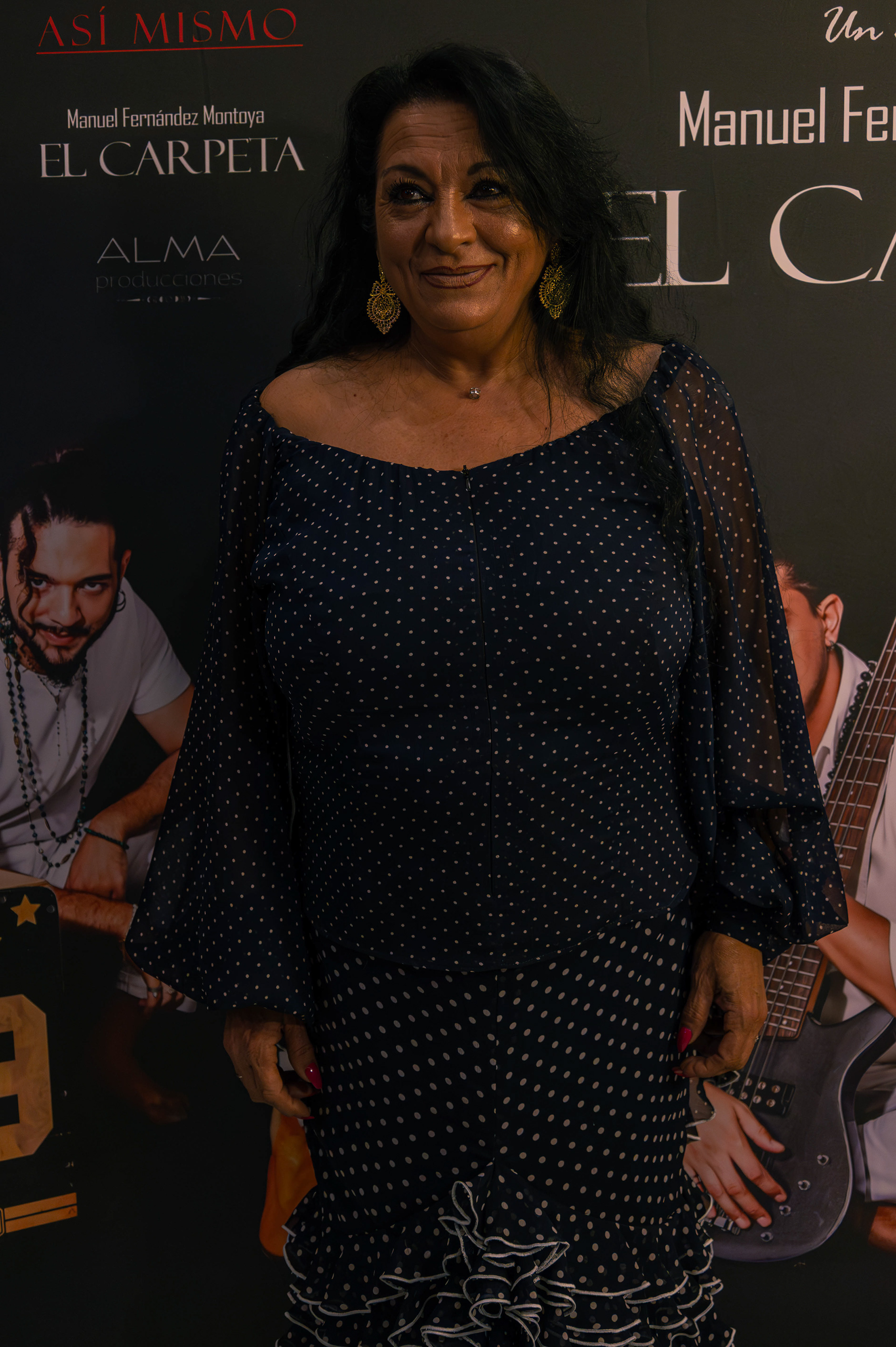 Photocall Así Mismo, show de El Carpeta