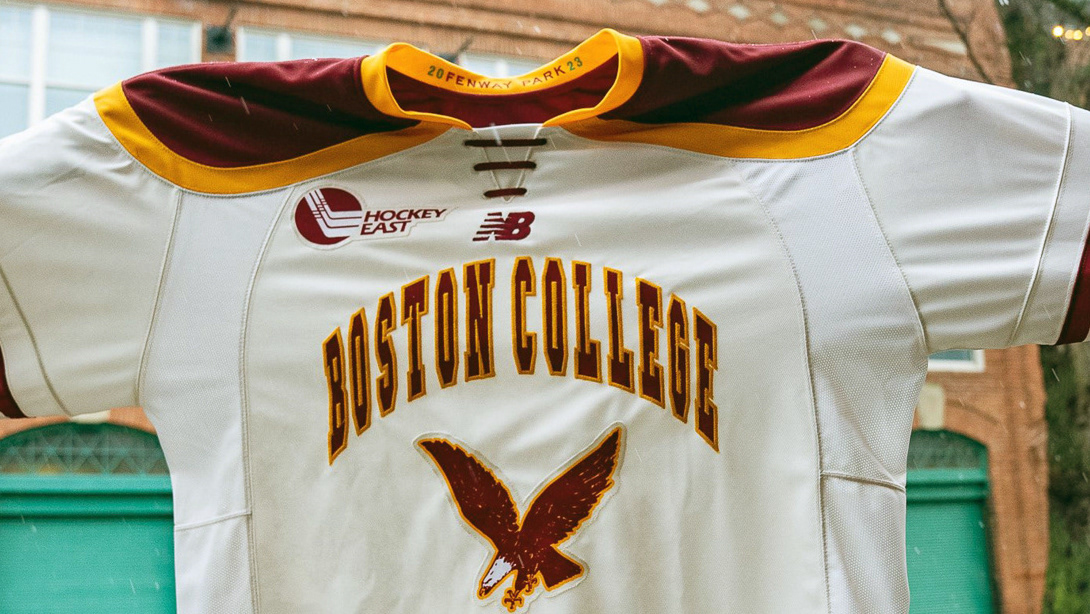 Boston College Hockey To Rock New Gold Jerseys For Frozen Fenway