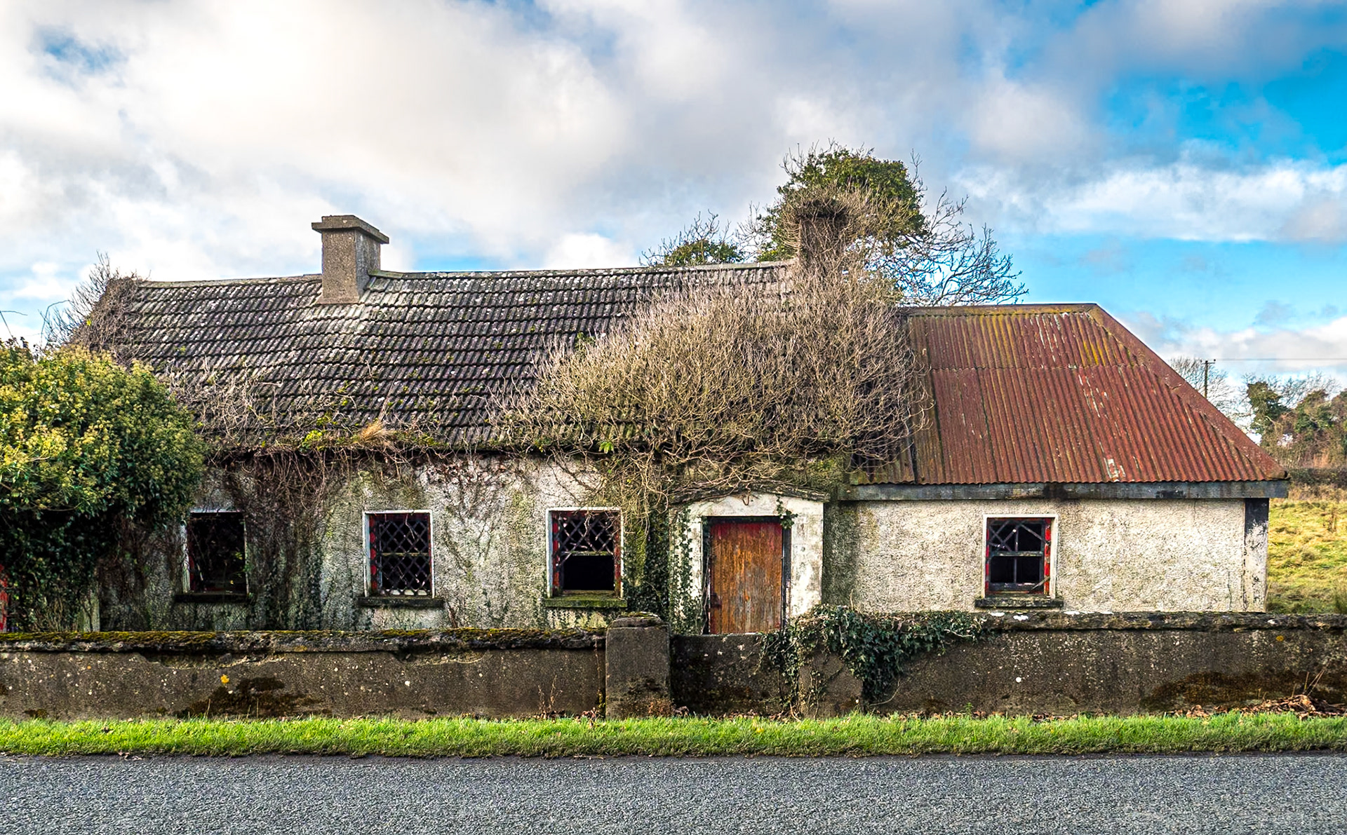 Derelict house, south of Clonard, Co Meath