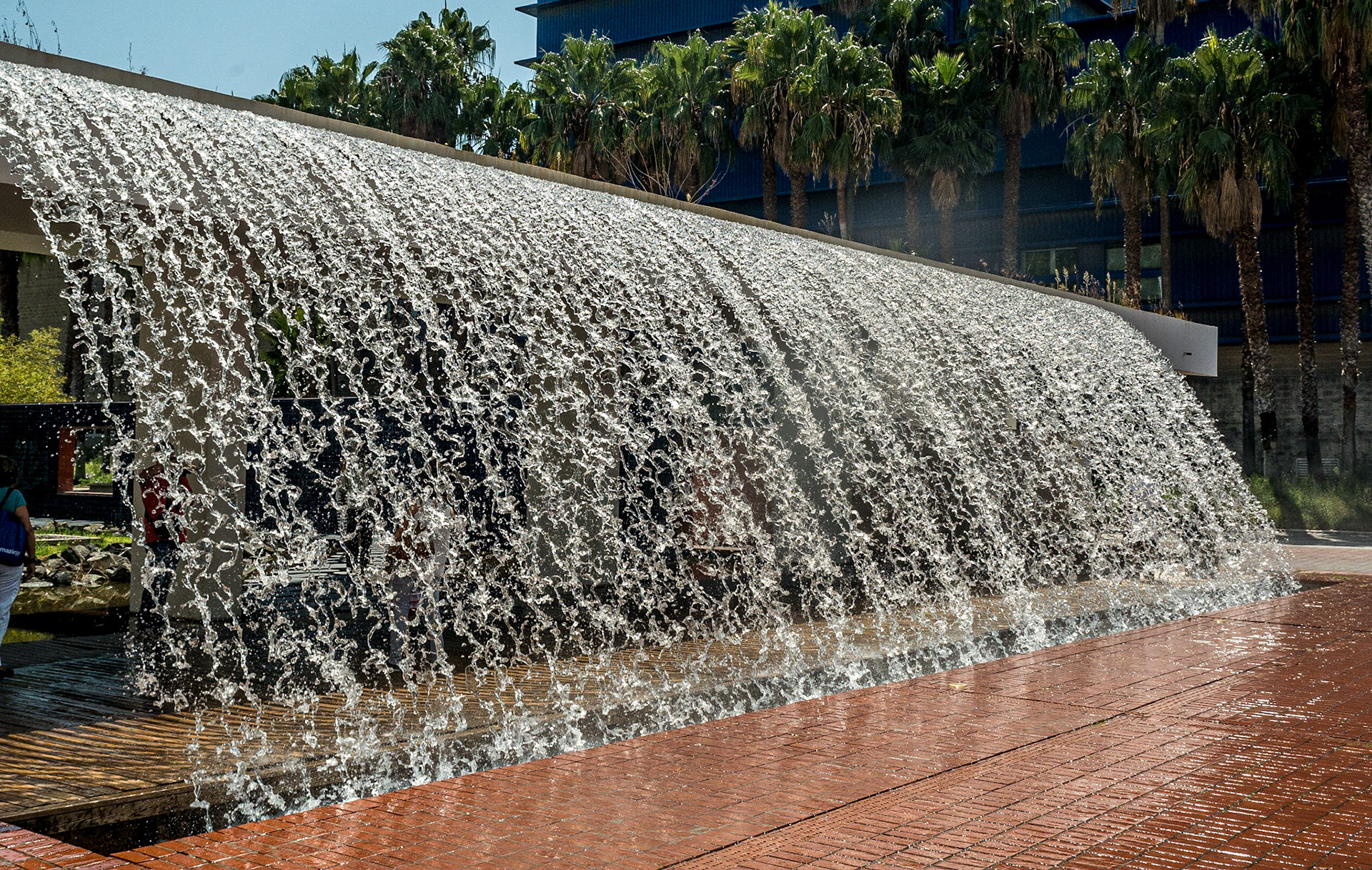 Waterfall outside Oceanaria, Lisbon, 7 Sep 2015