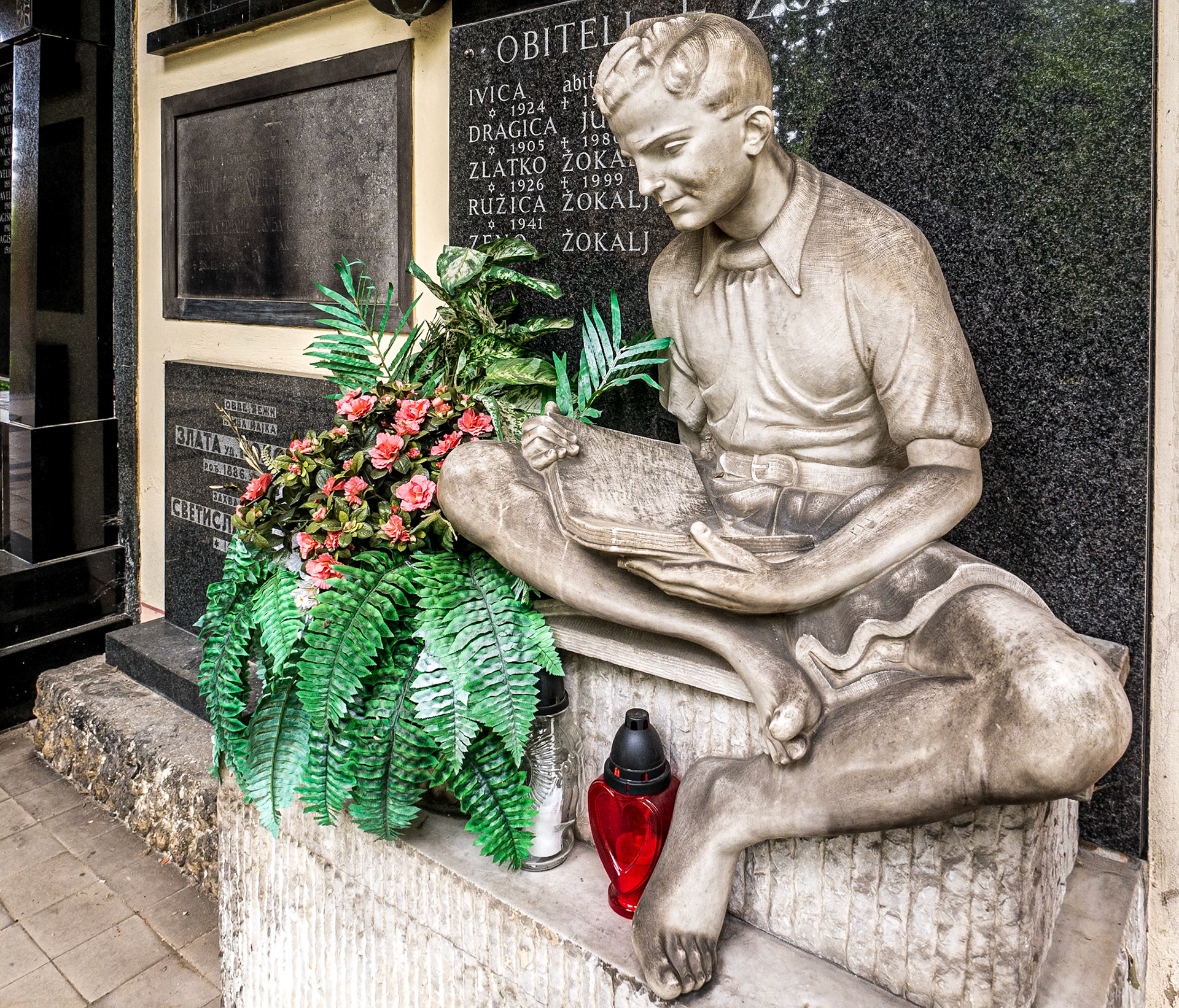 Mirogoj Cemetery, Zagreb, 16 May 2015