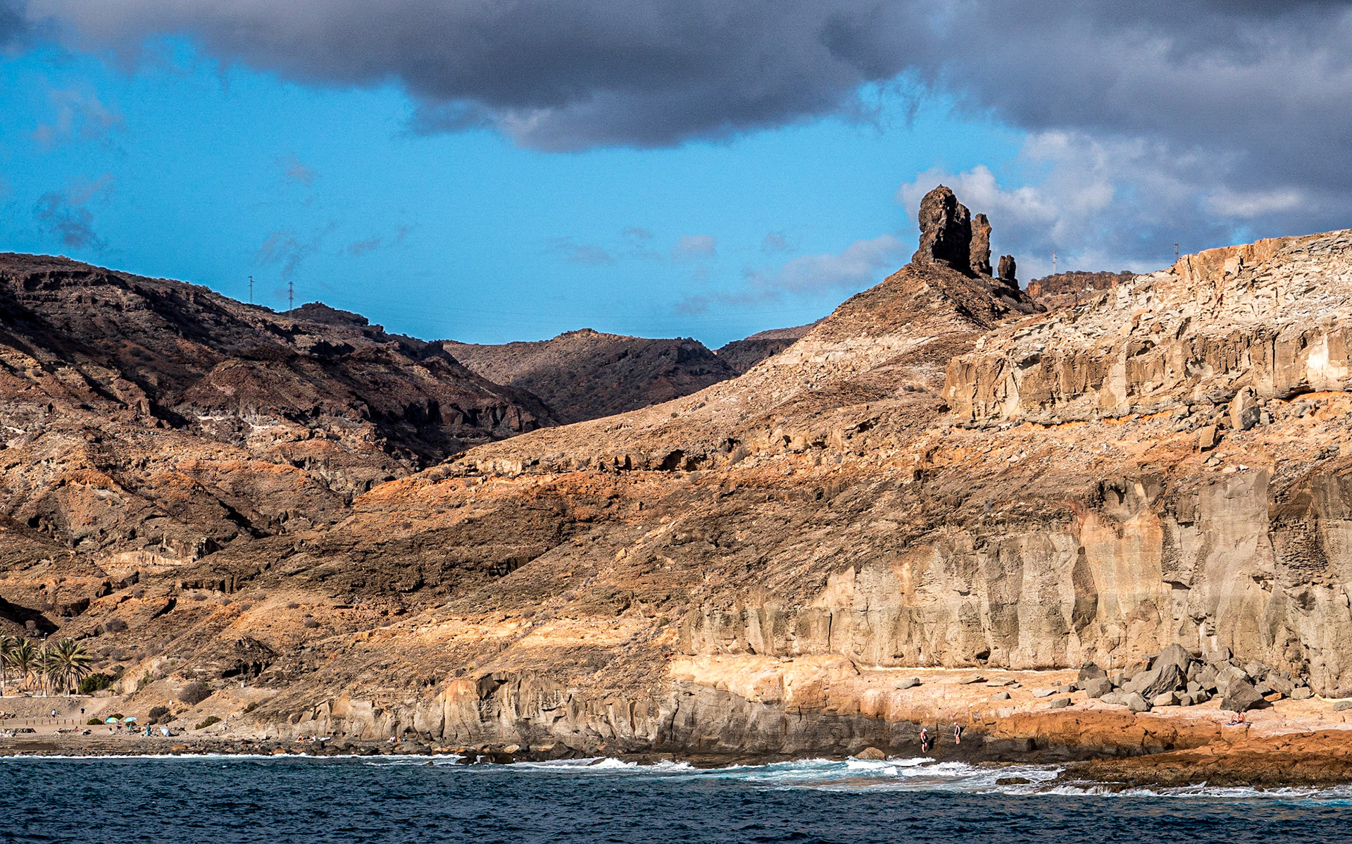 Coast between Puerto de Mogán and Puerto Rico (from boat), Gran Canaria, 25 Jan 2020
