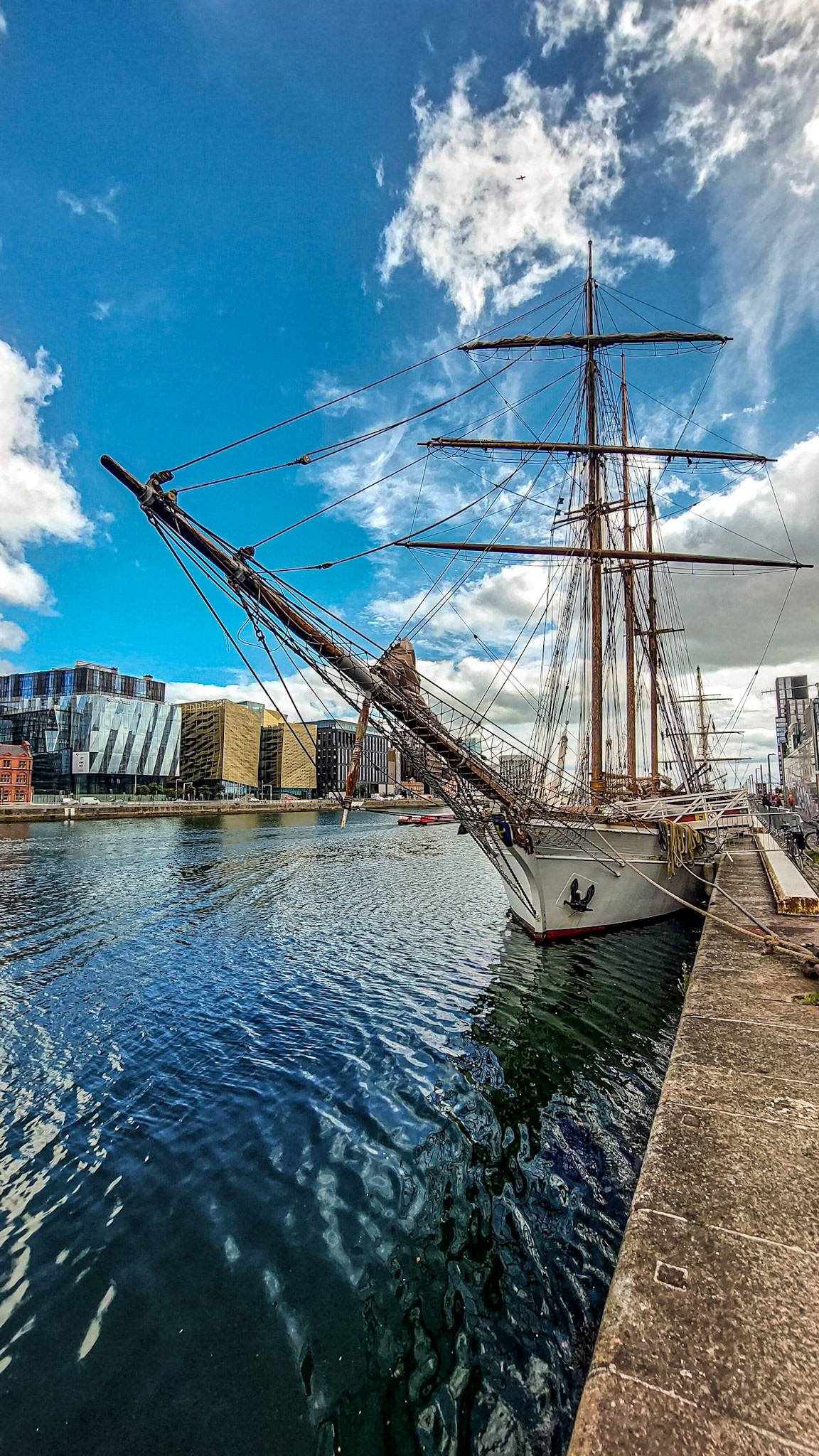 Sir John Rogerson's Quay, Dublin, 23 Aug 2022