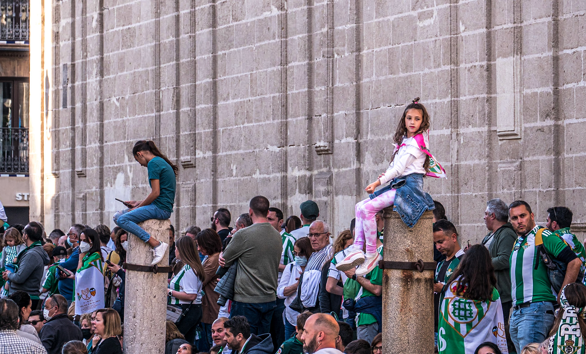 Football celebrations, Avenida de la Constitución, Seville, 24 Apr 2022