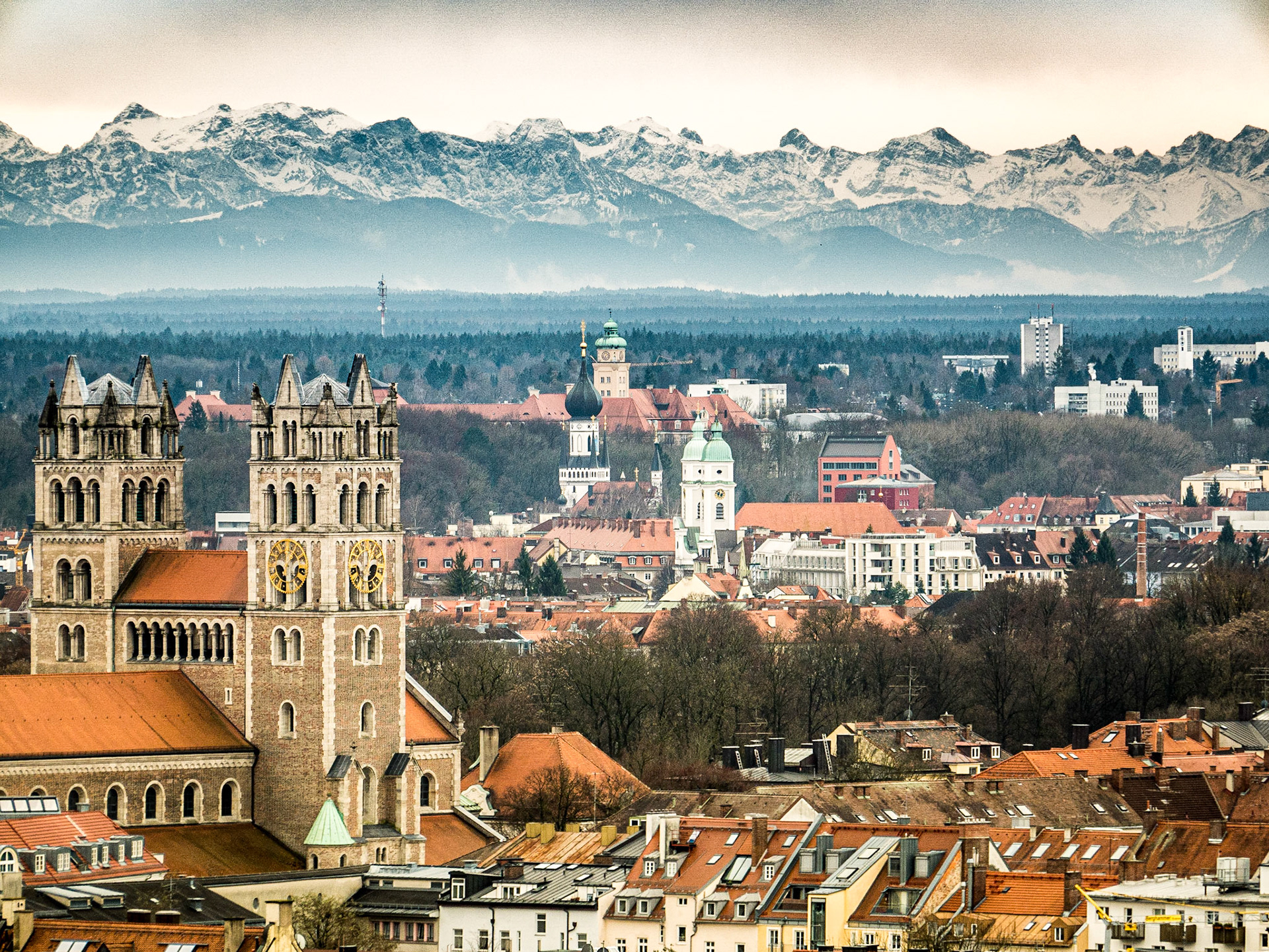 View from tower of Peterskirche, Munich, 17 Dec 2014