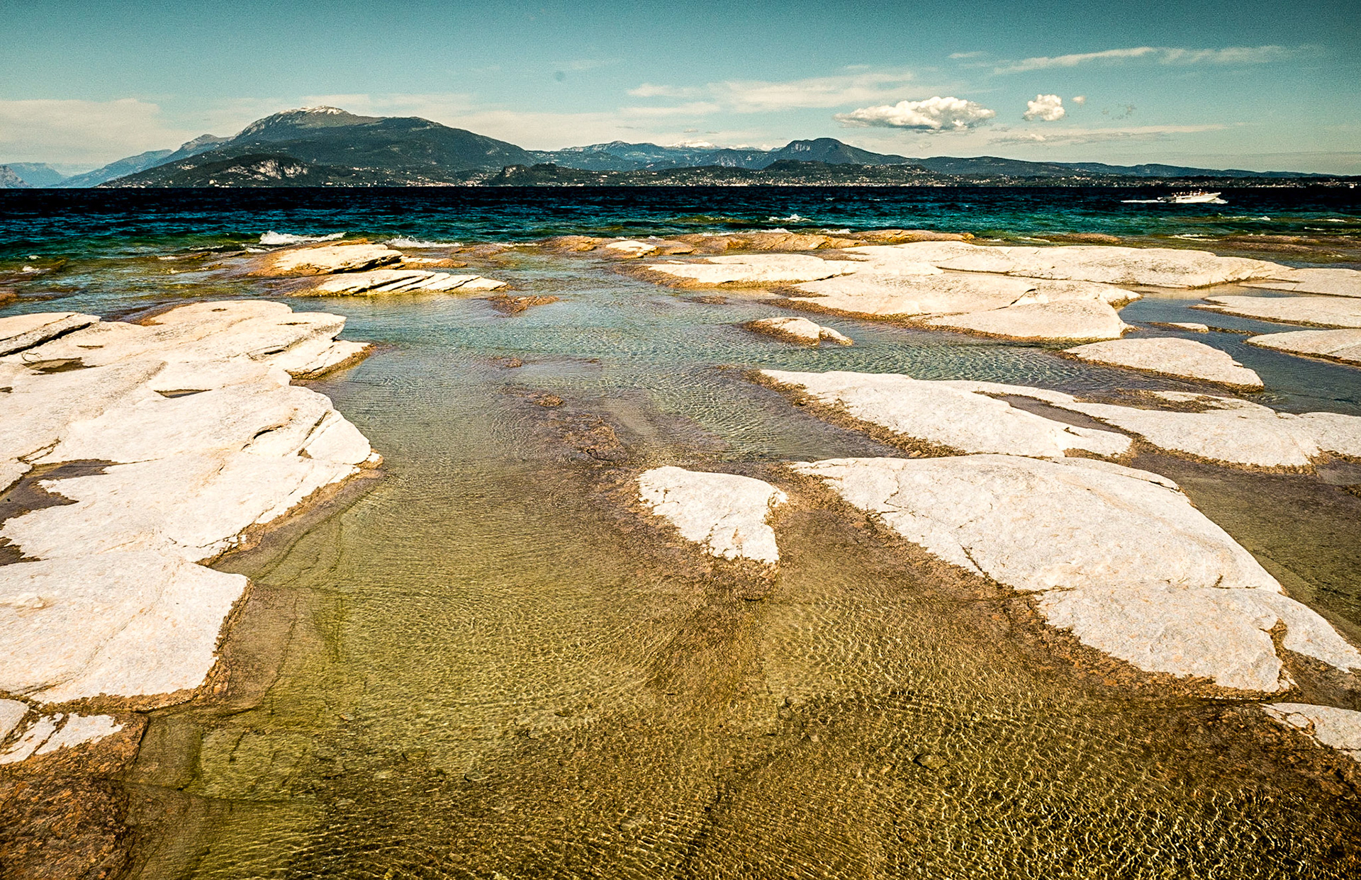 Jamaica Beach, Sirmione, 20 Sep 2017