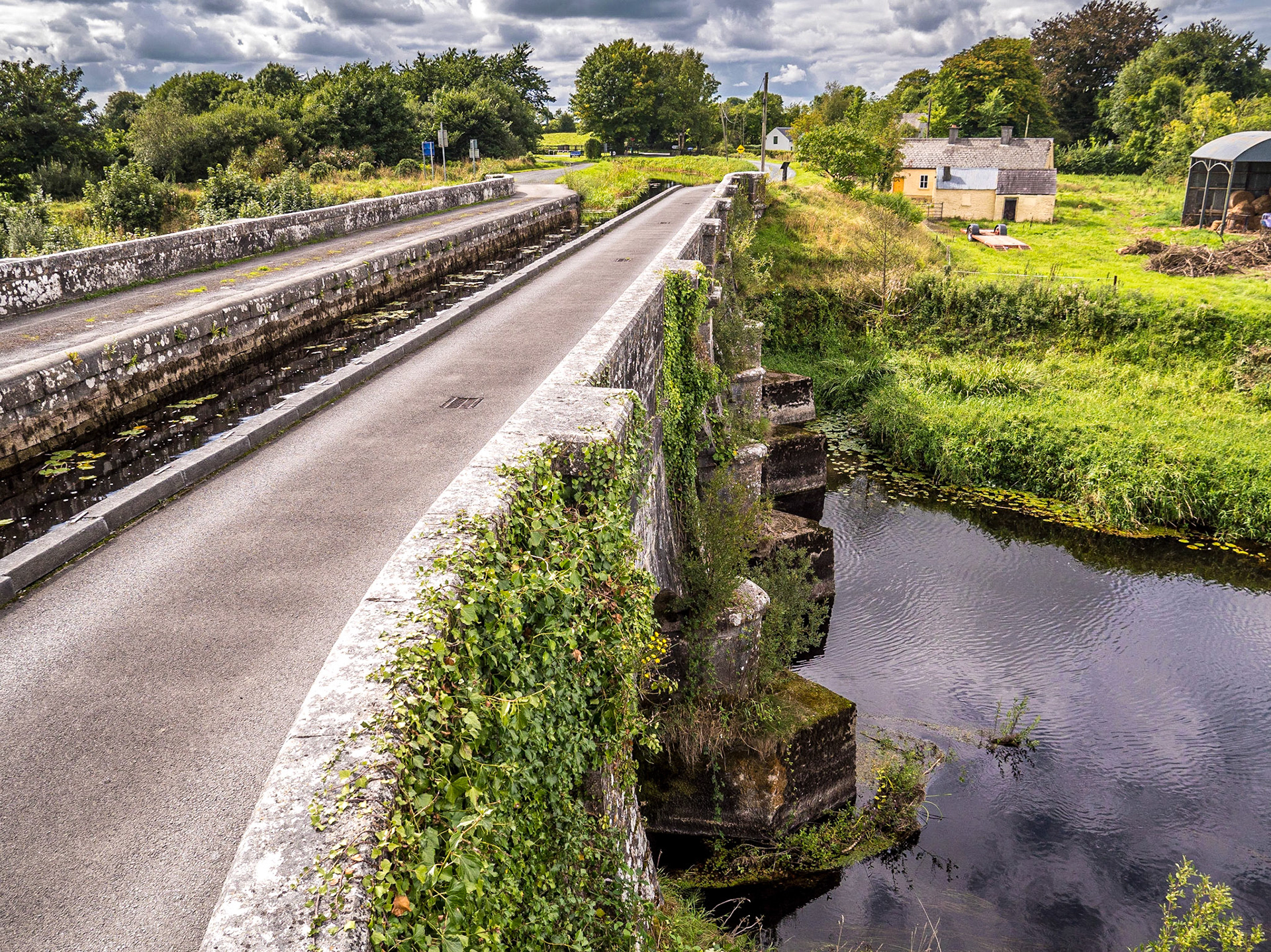 At the Whitworth Aqueduct (Inny Aqueduct), Abbeyshrule, Co Longford, 30 Aug 2018