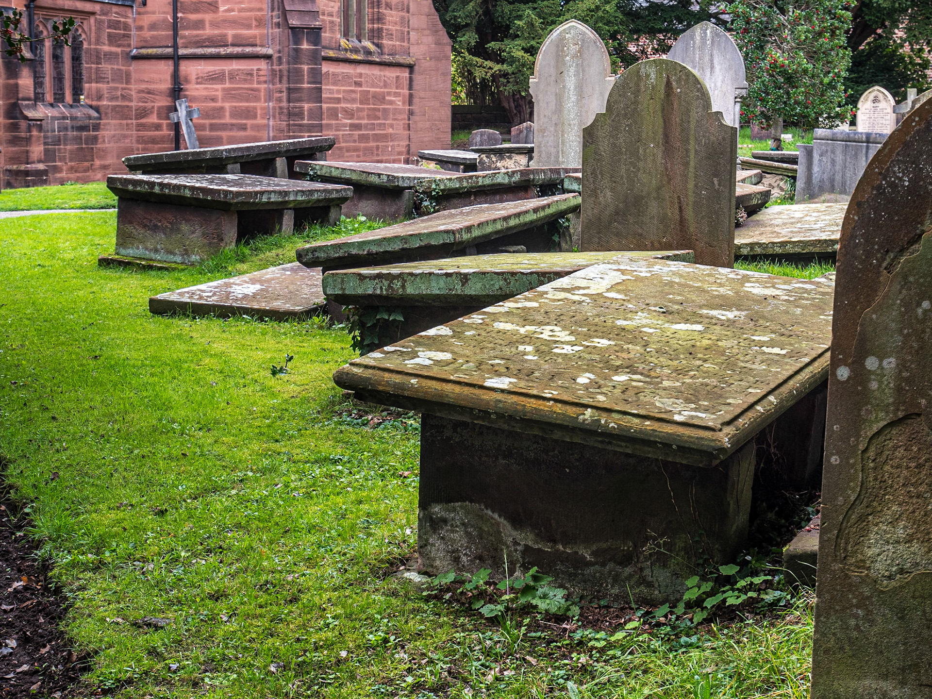Graveyard of St James Church, Christleton, Cheshire, 14 Oct 2022