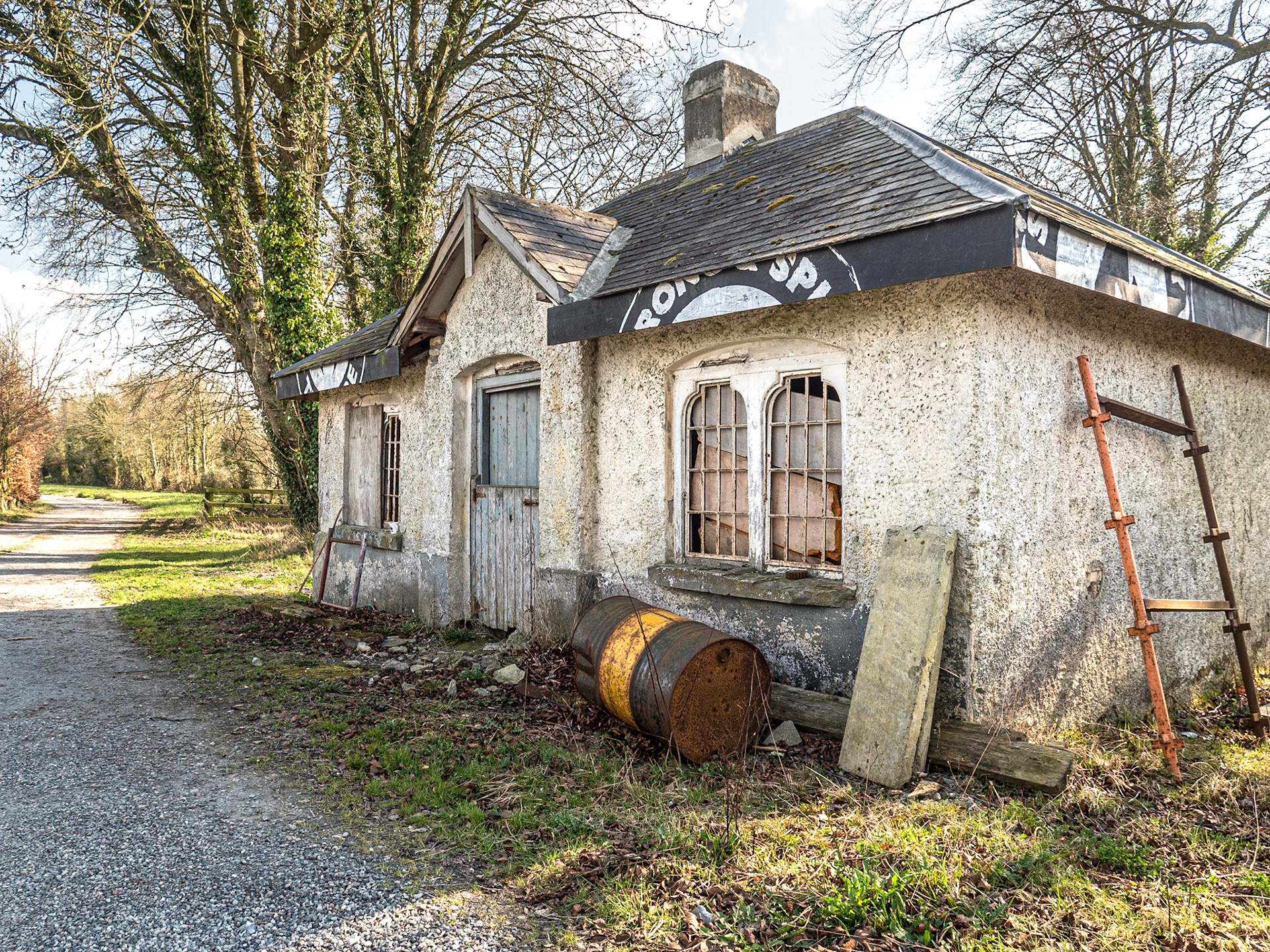 Kilcloncorky gate lodge, Co Offaly, 25 Mar 2022