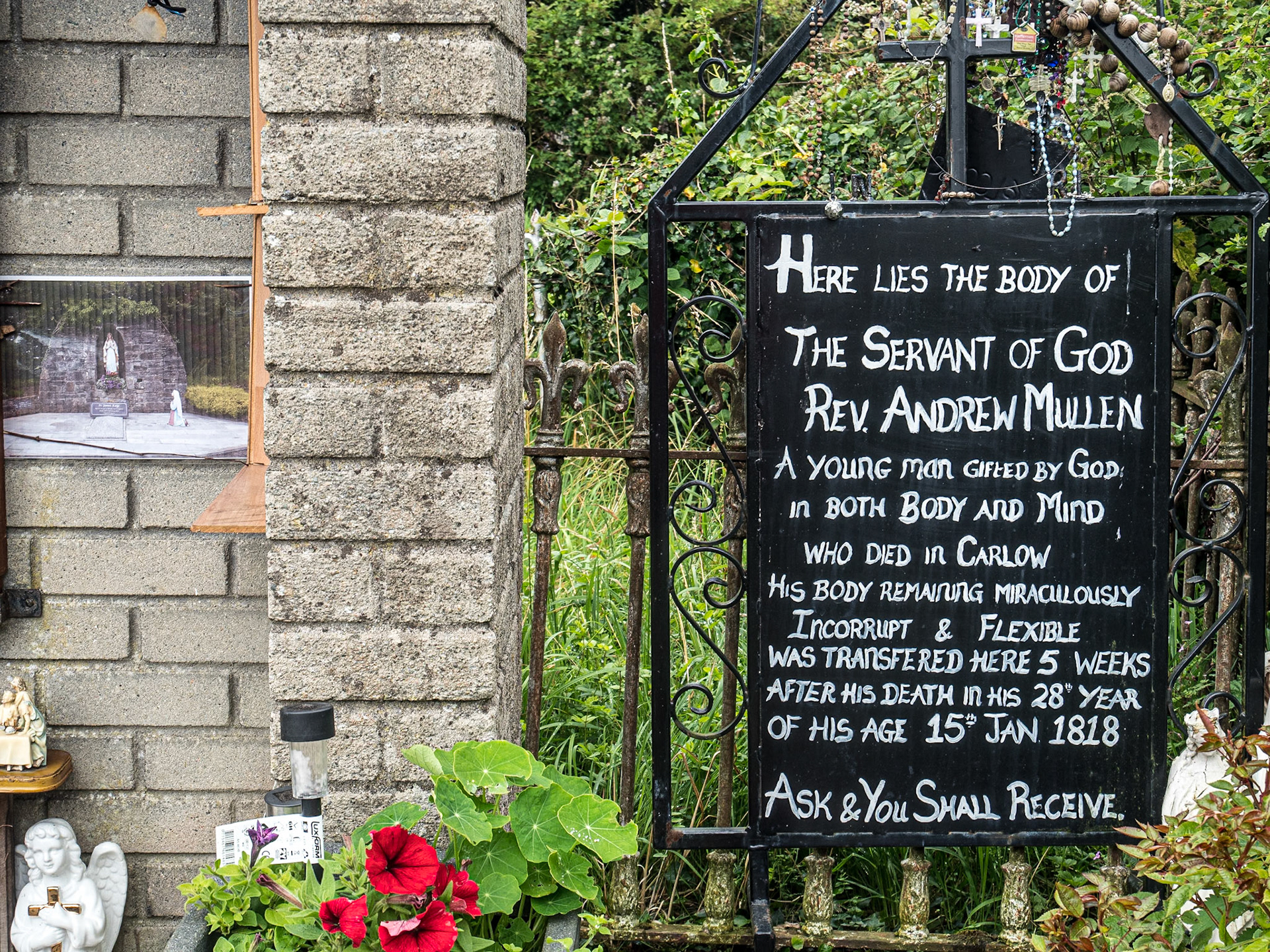 Killaderry graveyard, Daingean, Co Offaly, 23 Jul 2020