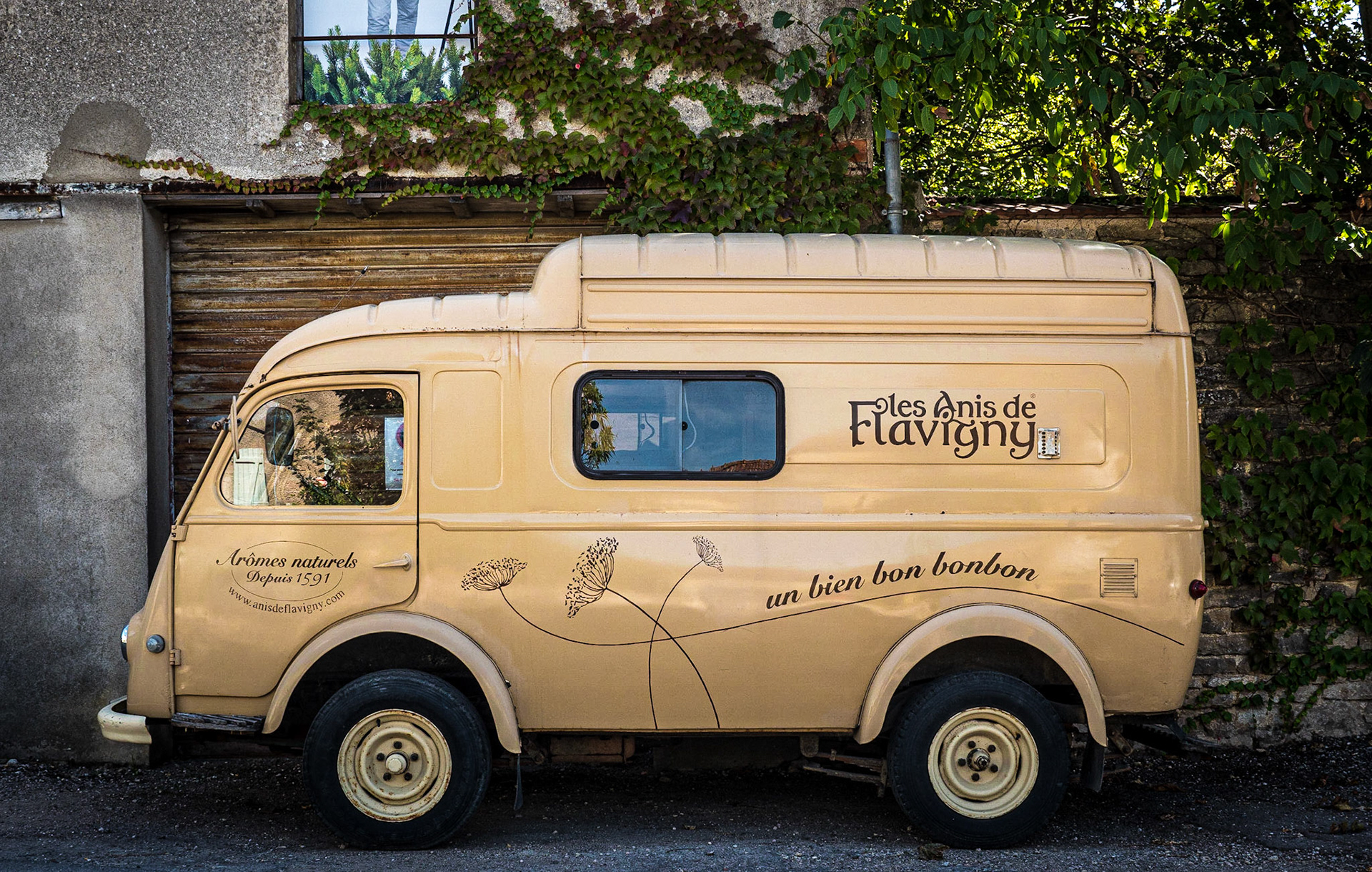 Anis factory van, Flavigny-sur-Ozerain, 16 Sep 2019