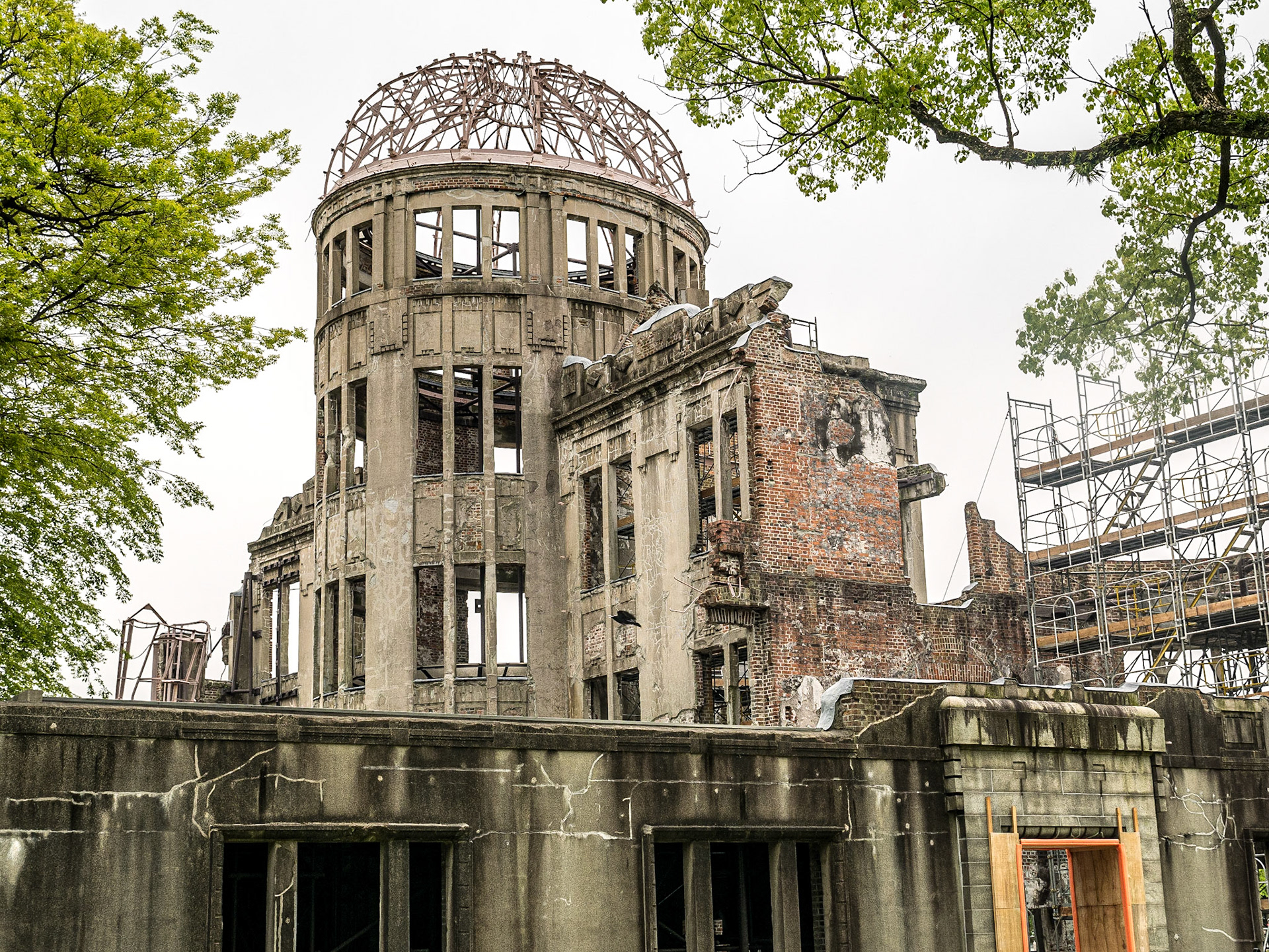 Atomic Bomb Dome, Hiroshima, 23 Apr 2016