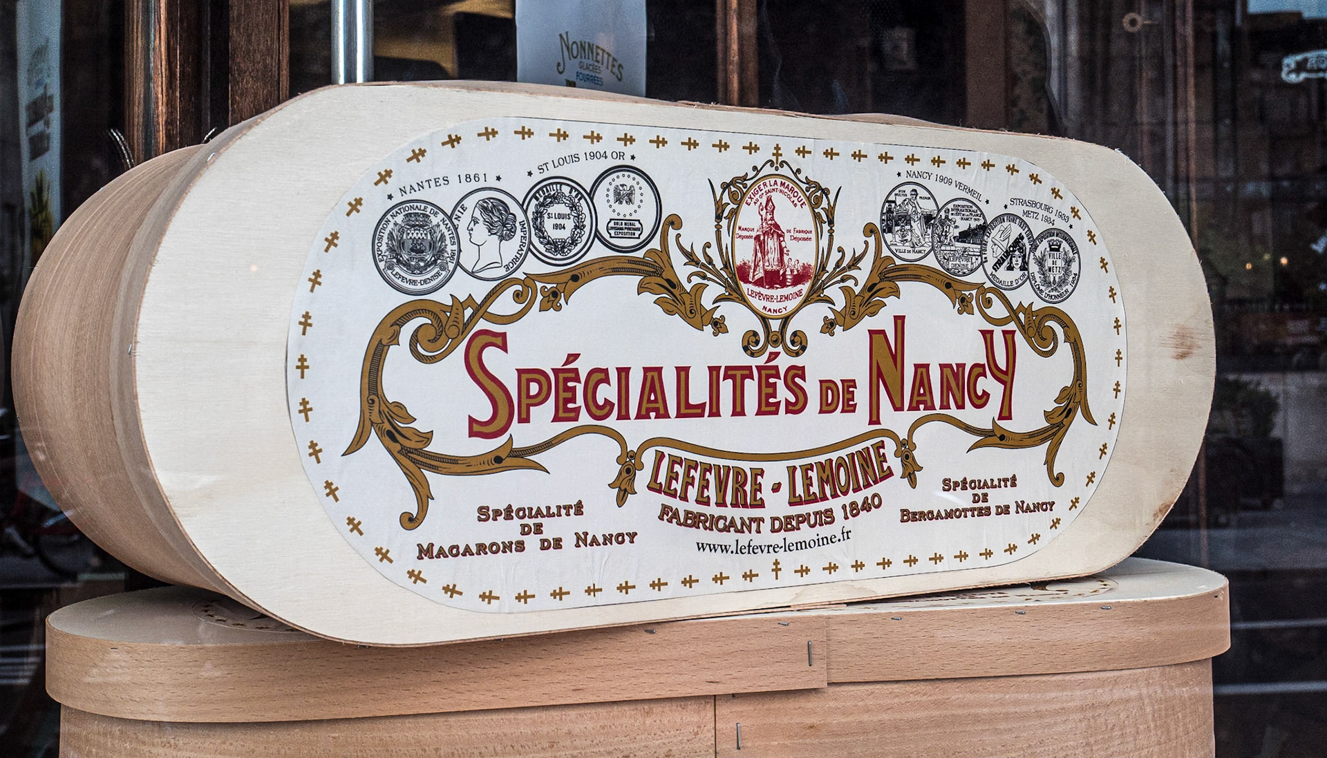 Rue Henri-Poincaré, Nancy, France, 4 Jul 2022