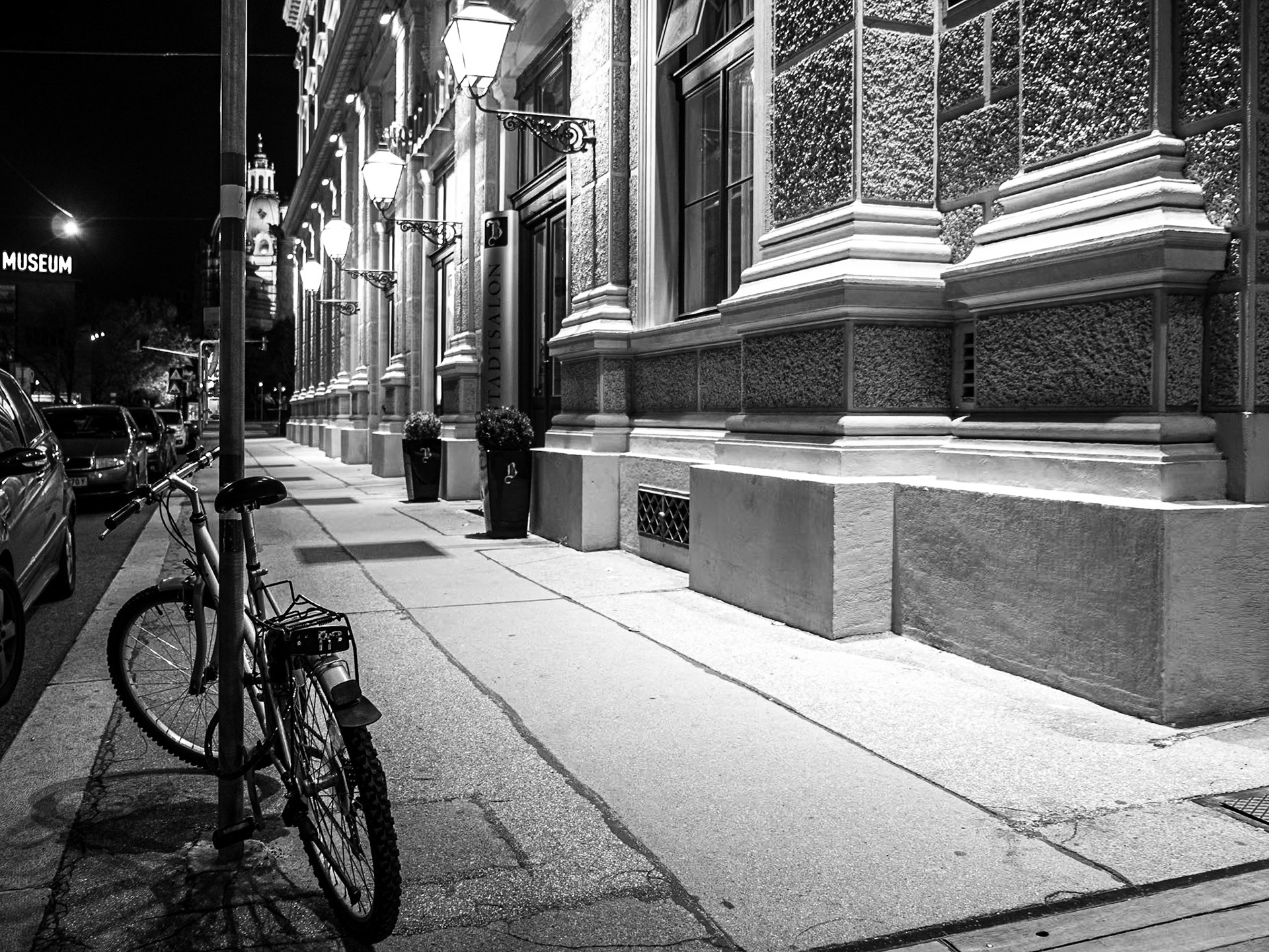 Near Karlplatz, Vienna, 11 Nov 2014