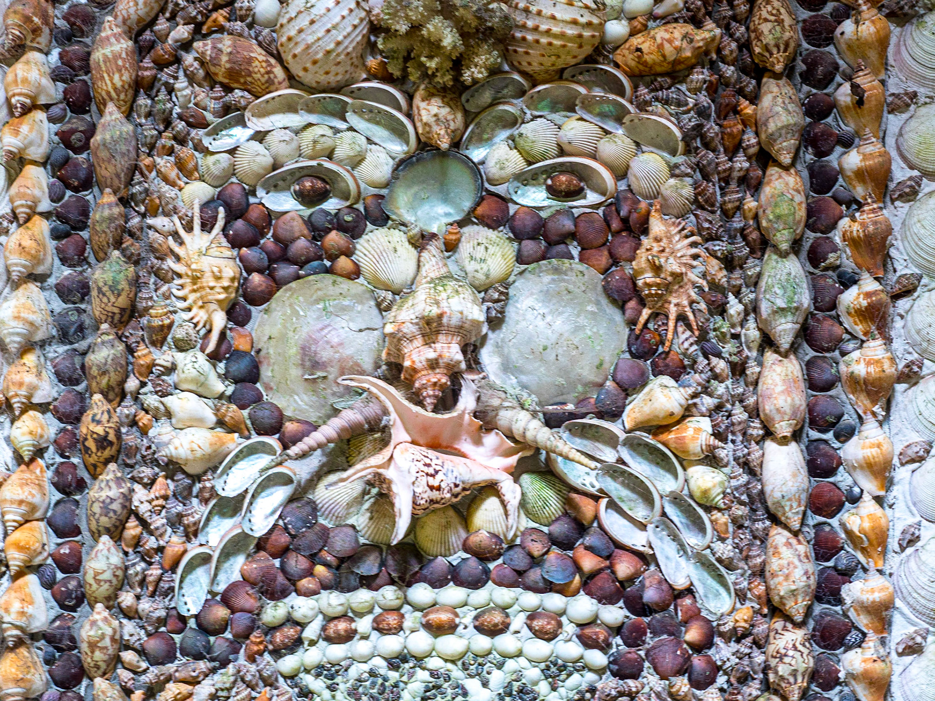 The Shell Grotto, Château de Vendeuvre, Normandy, 13 SEp 2019