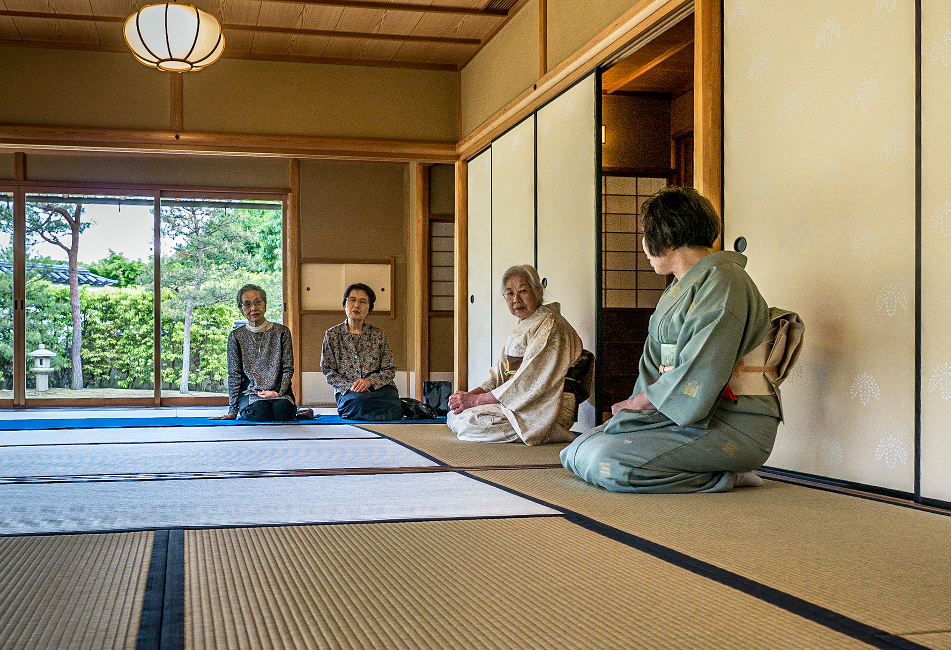 Tea ceremony, Koko-en garden, Himeji, 27 Apr 2016
