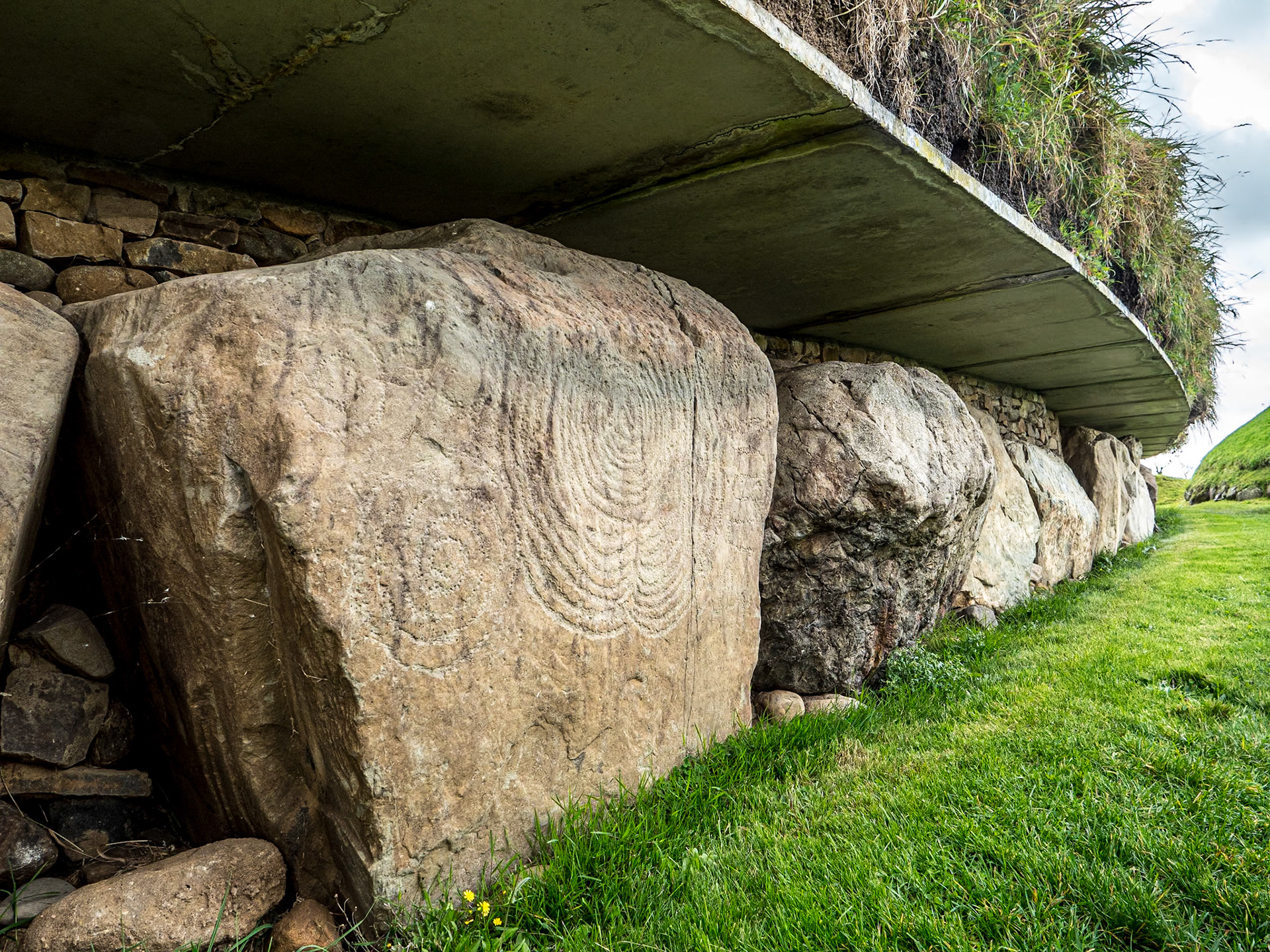 Knowth megalithic passage tomb, Co Meath, 19 Oct 2023