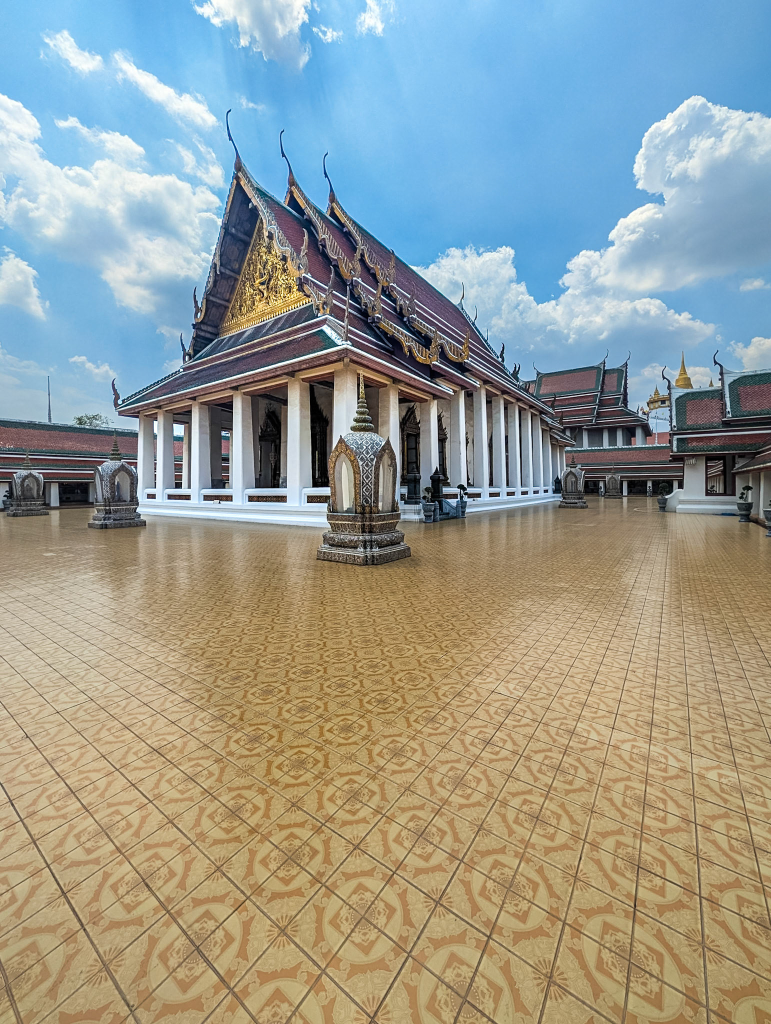 Phra Sri Maha Pho (Pho Lanka), Bangkok, 8 Mar 2026