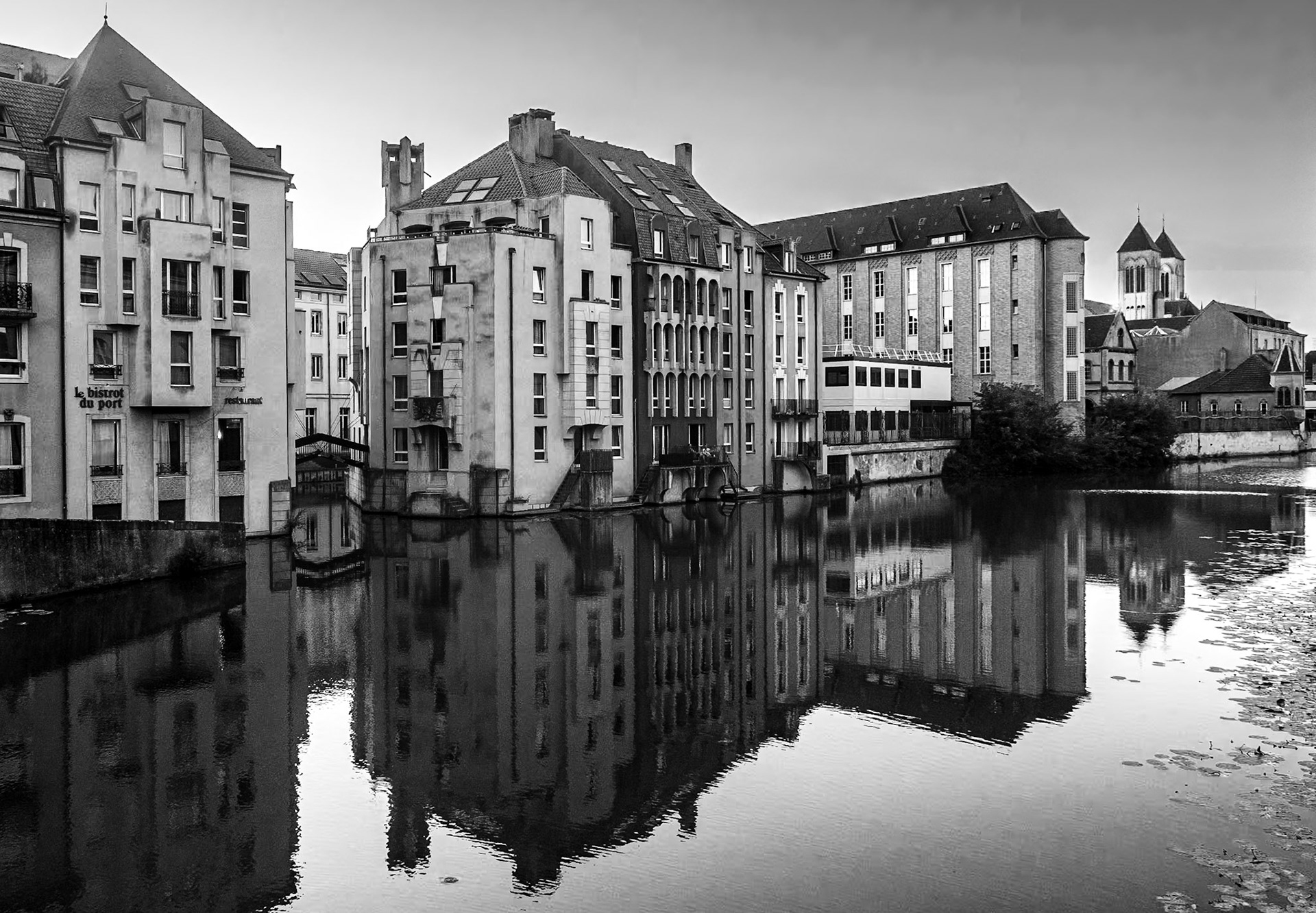 From Rue du Pont Saint-Marcel, Metz, France, 5 Jul 2022