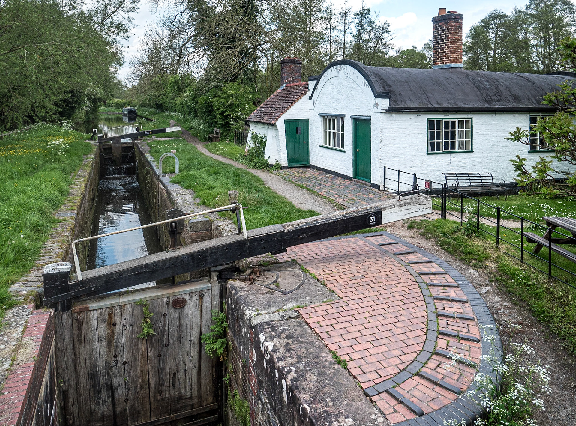 Stratford-upon-Avon Canal, Lowsonford, England, 8 May 2024