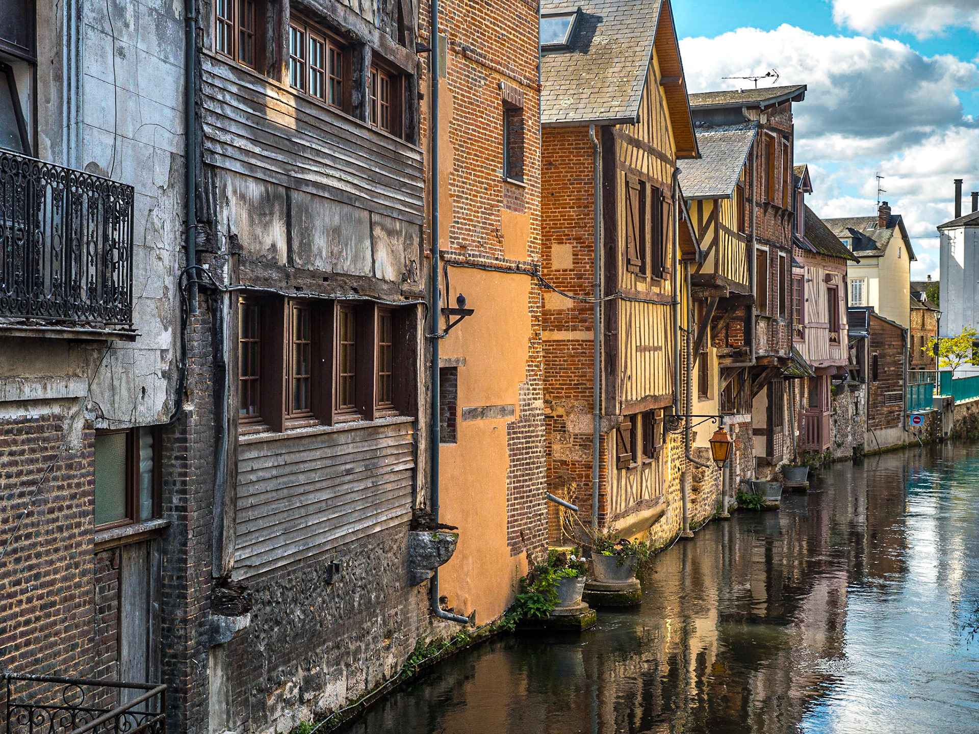 Pont-Audemer, Normandy, 2 Oct 2019