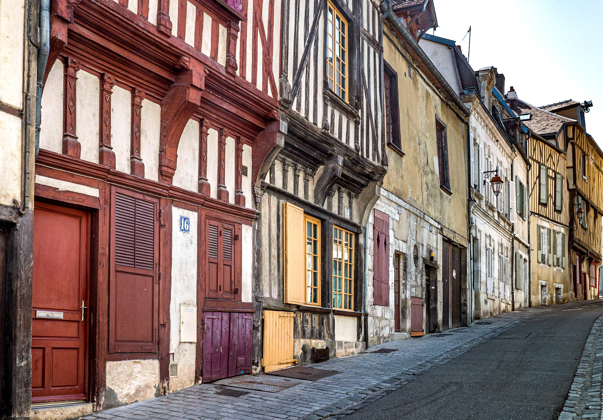 Rue sous Murs, Auxerre, 15 Sep 2019