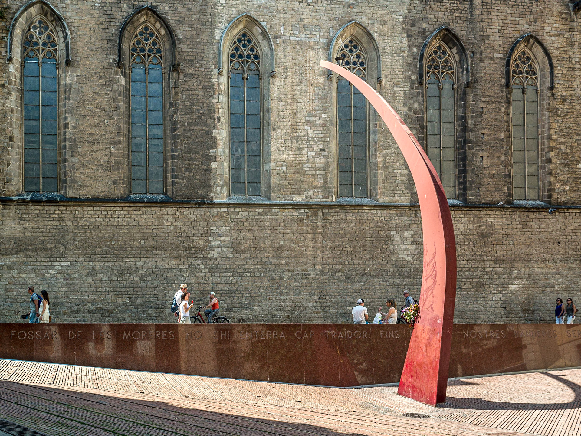 Plaça del Fossar de les Moreres, Barcelona
