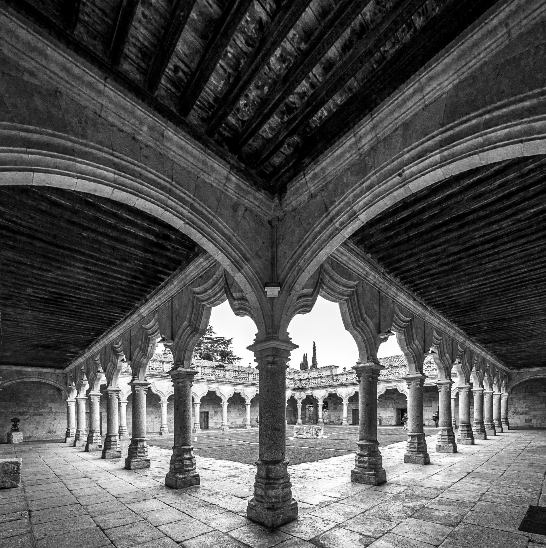 Patio cloister, University of Salamanca, 15 Sep 2015