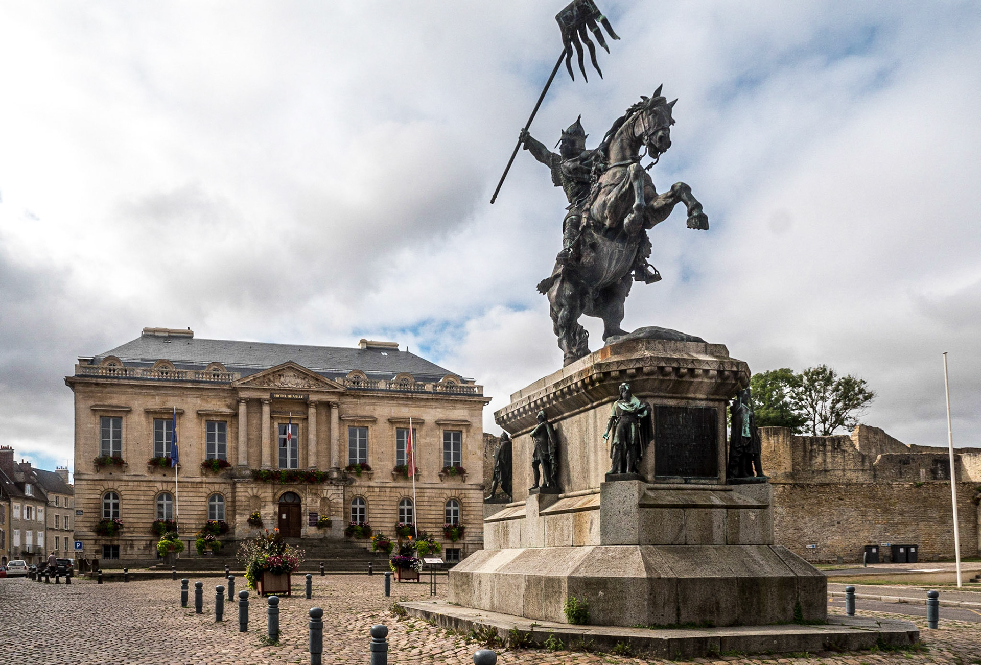Place Guillaume le Conquerant, Falaise, Normandy, 13 Sep 2019