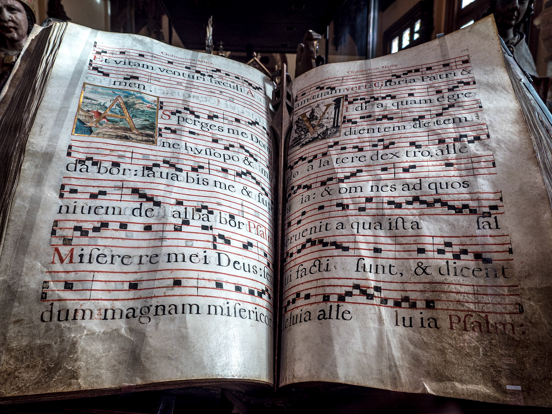 Antiphonary, 16C, Benedective Palace, Fécamp, 3 Oct 2019
