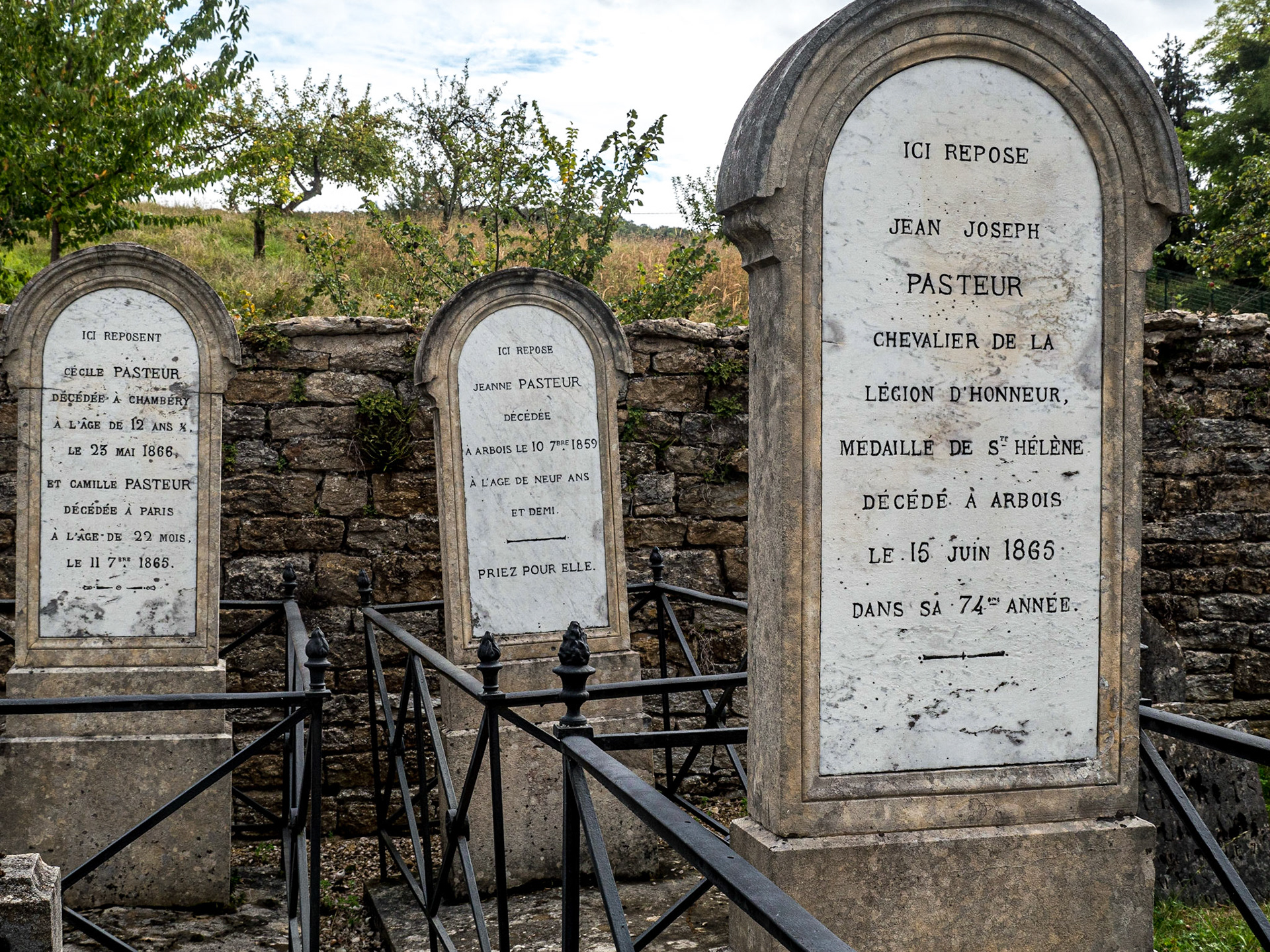 Graves of the father and children of Louis Pasteur, Arbois, 27 Sep 2019