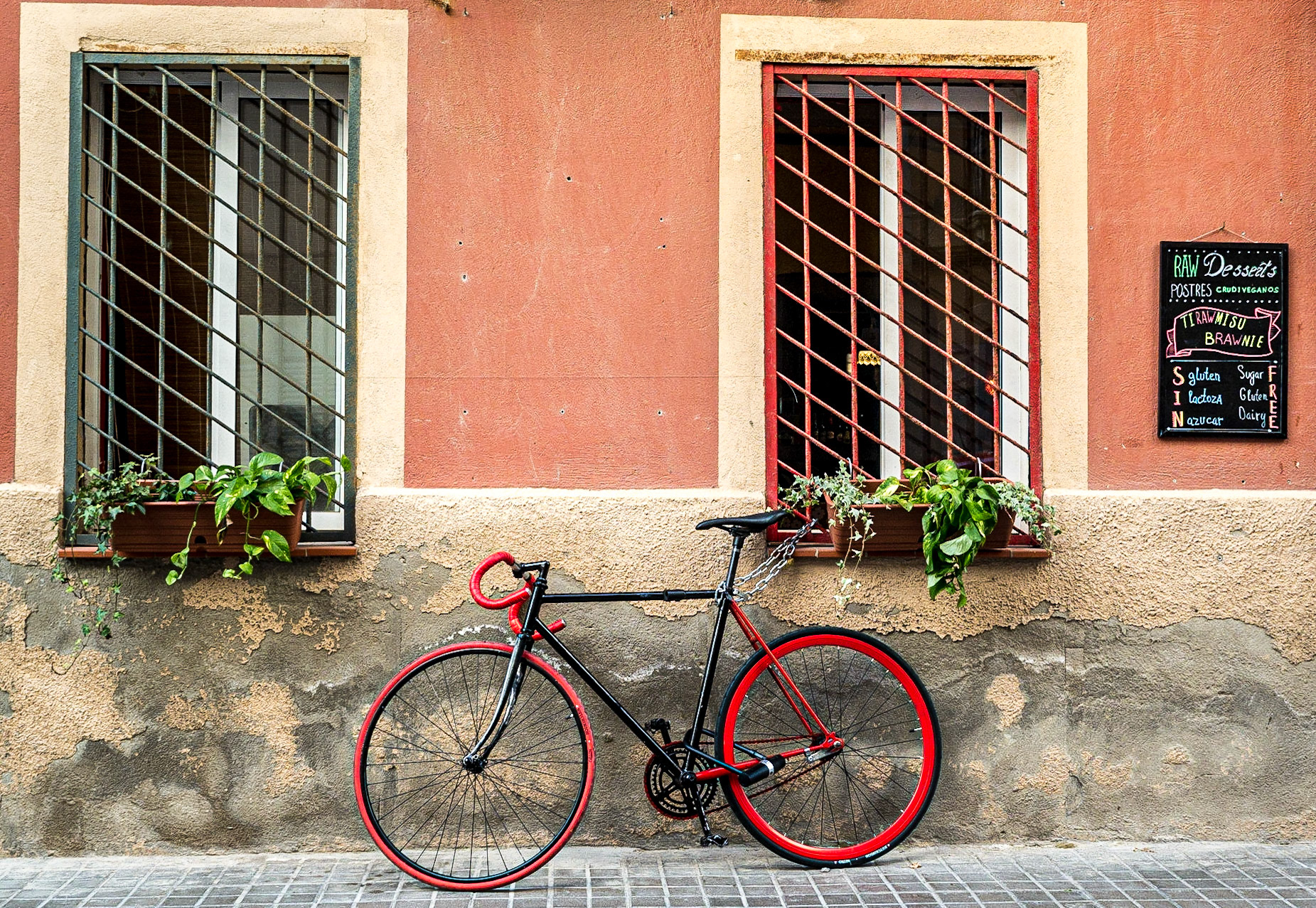 Street in Barcelonetta, Barcelona, 28 Jun 2016