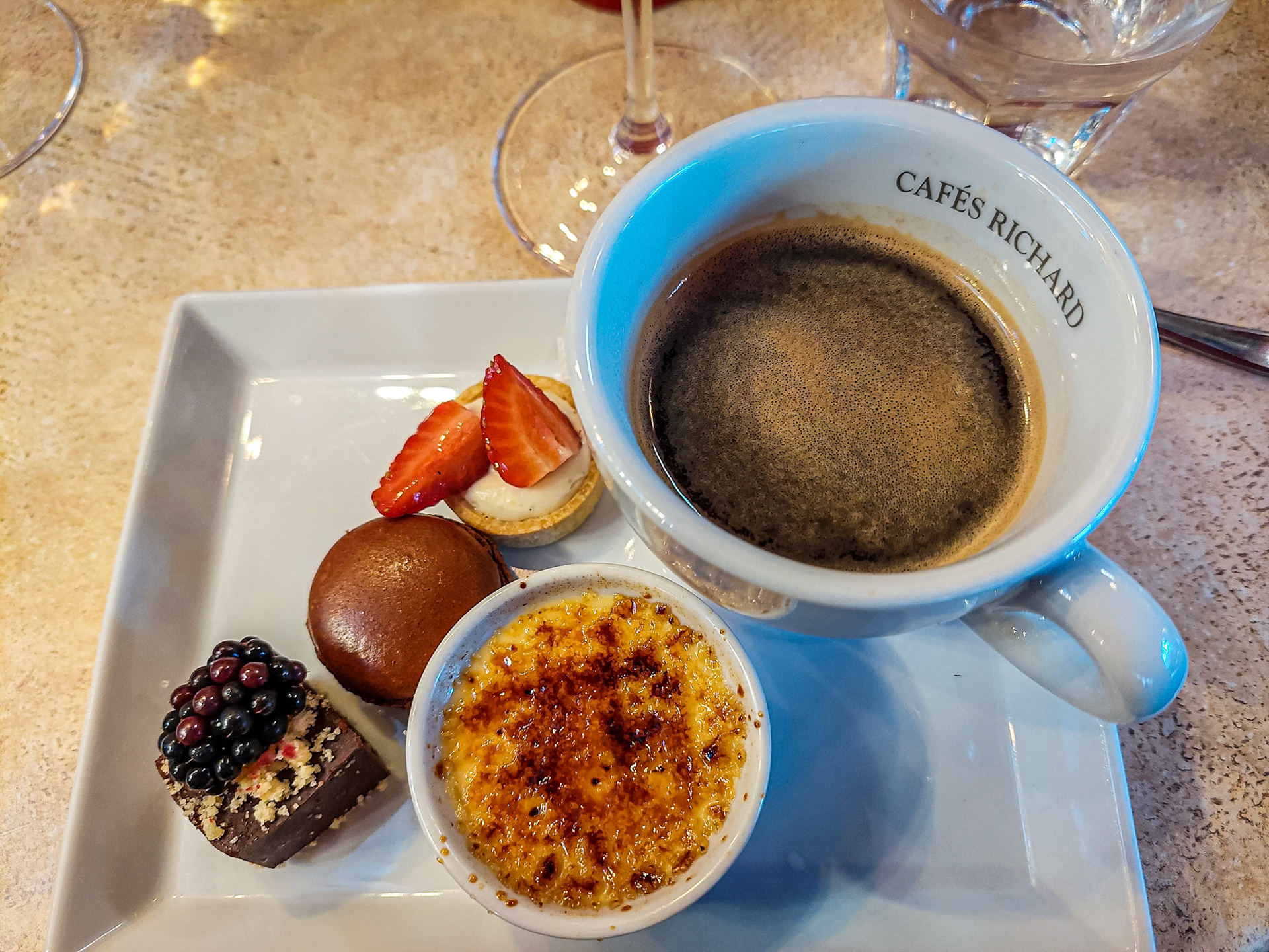 Chez Max restaurant, Dublin, 20 Jul 2023