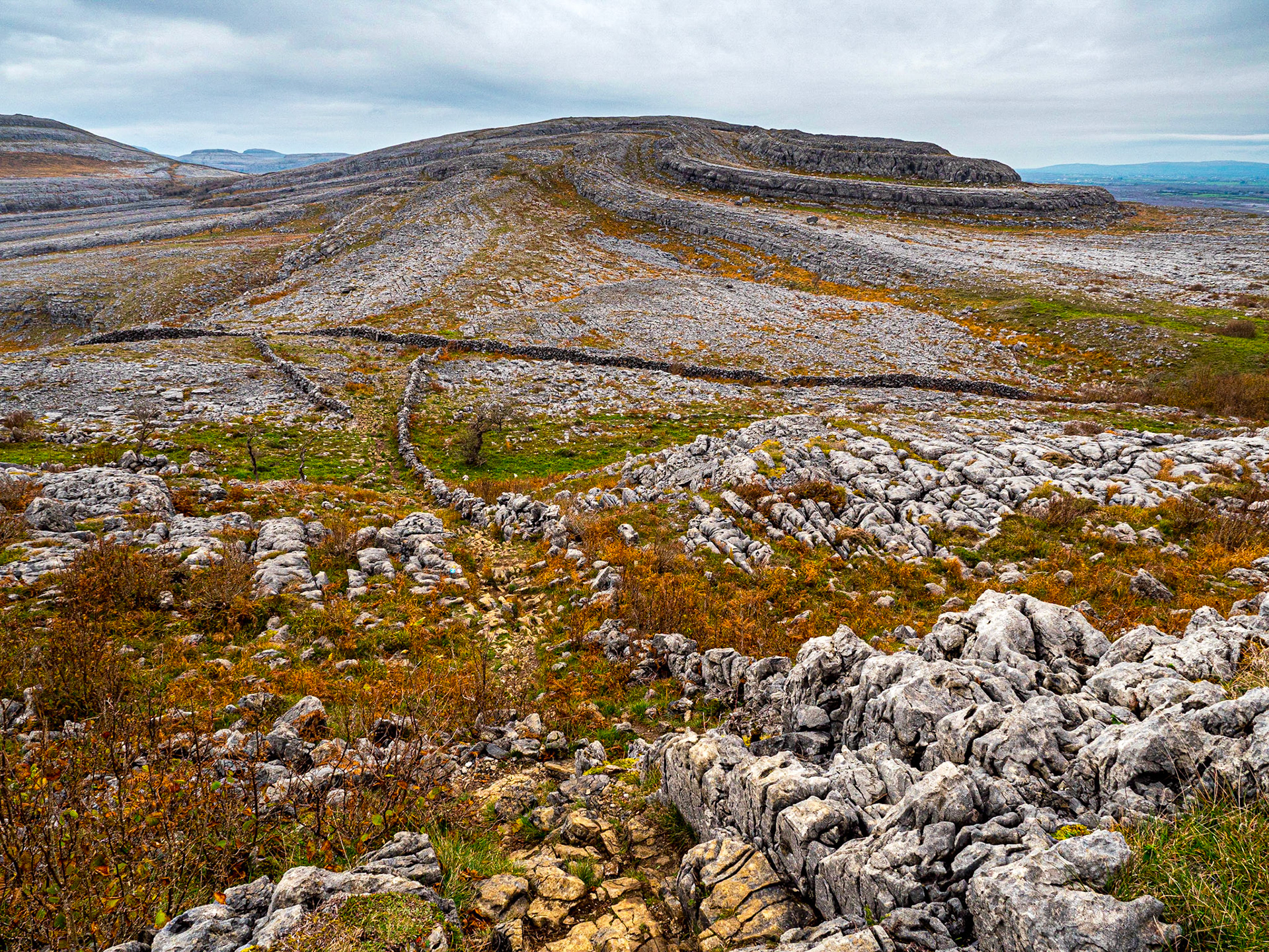Walk in Burren National Park (Mullaghmore Blue Route), Co Clare, 30 Oct 2018