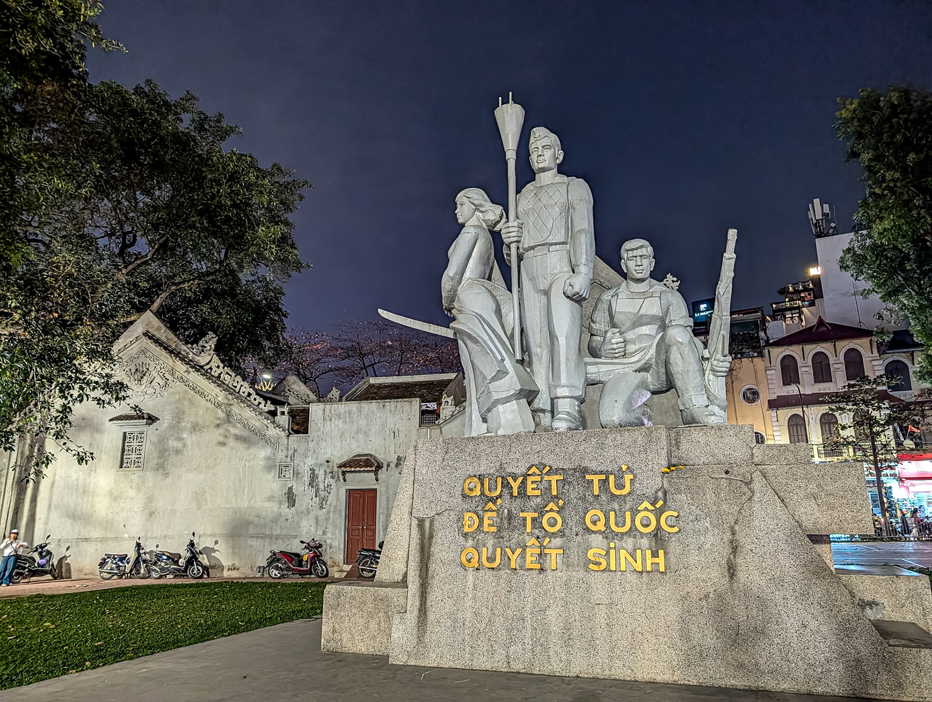 "Determined to die for the fatherland to live" monument, Hanoi