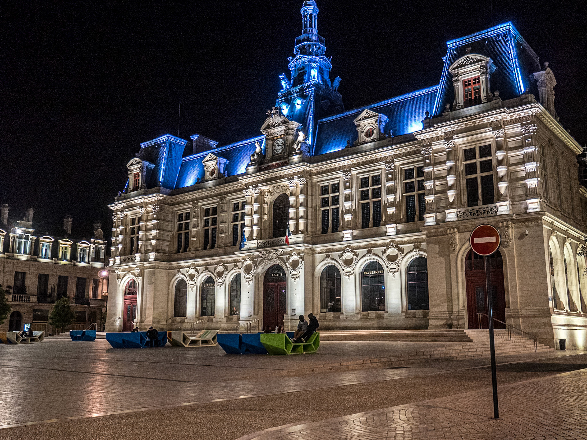 Place du Maréchal-Leclerc, Poitiers, 6 May 2019