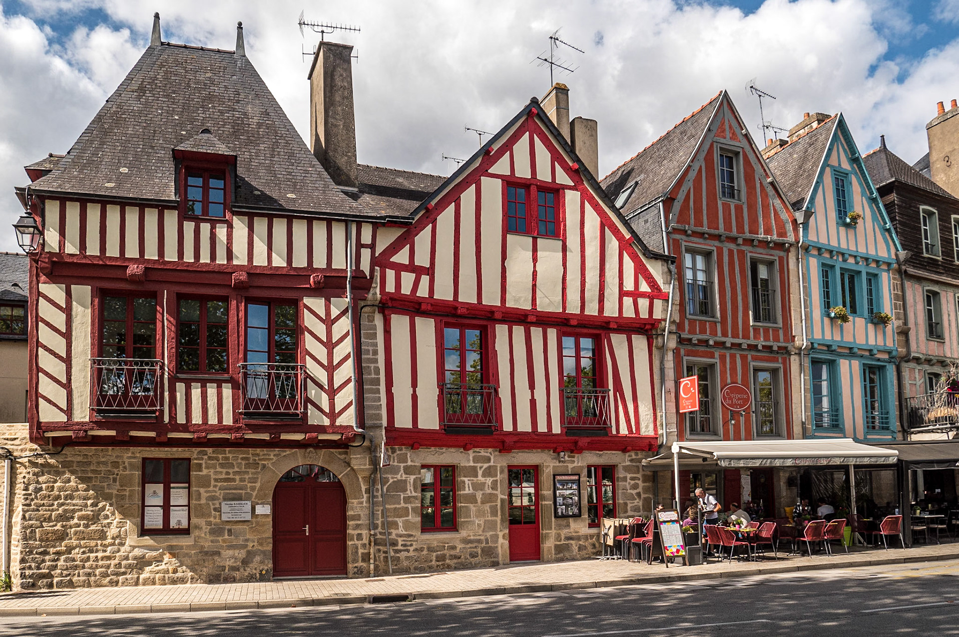 Rue du Port, Vannes, France, 16 Sep 2022