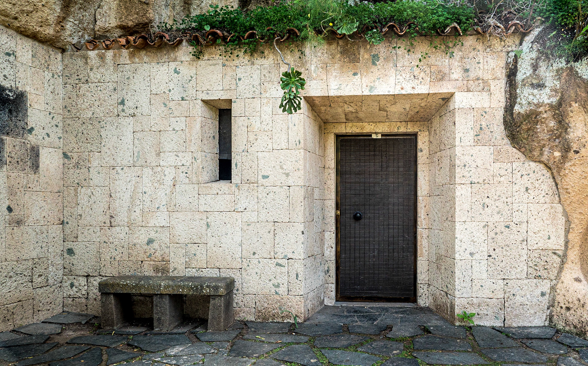 Cueva de Sventenius, Botanic Gardens, Gran Canaria, 29 Jan 2020
