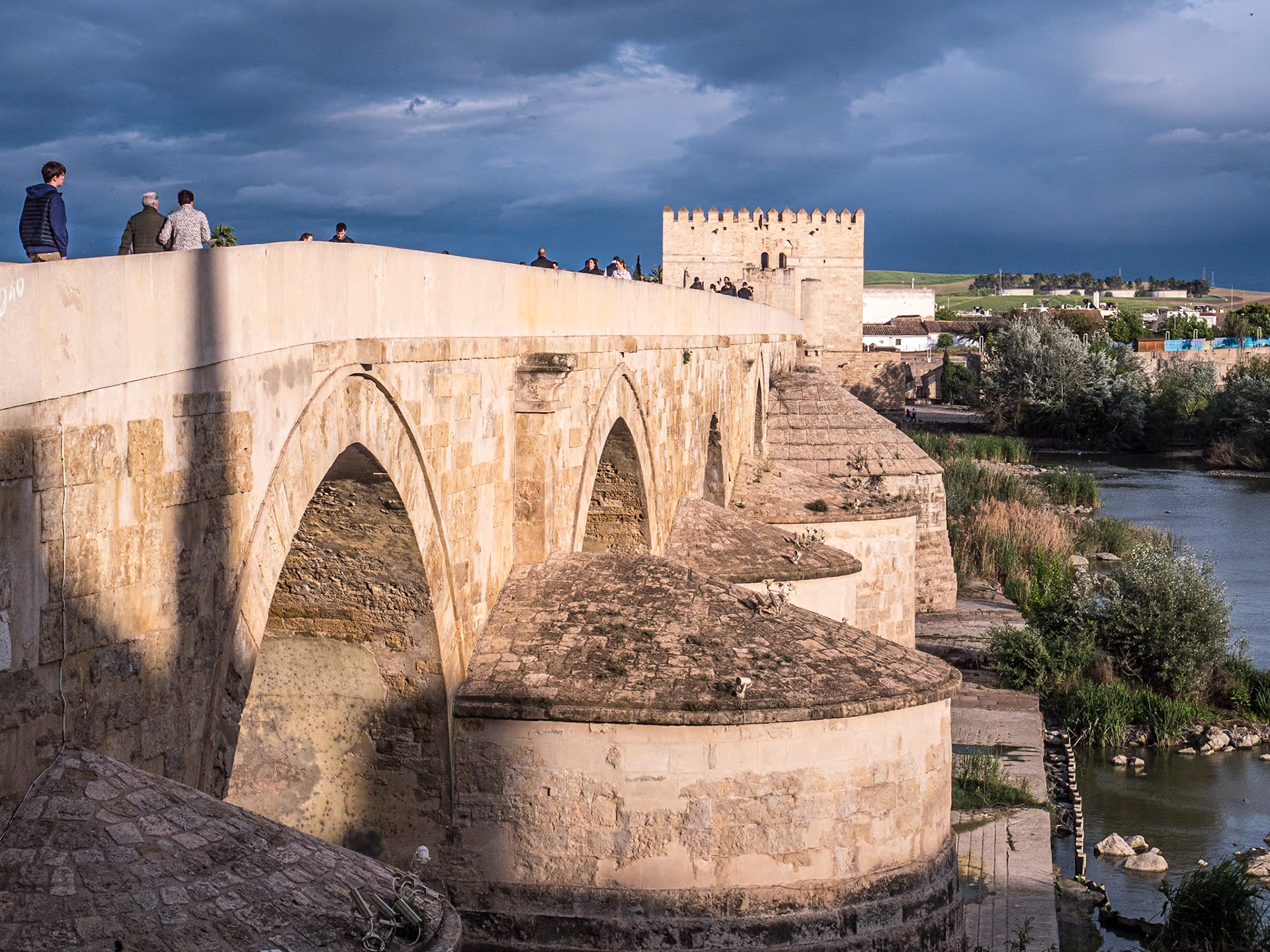 Roman bridge, Córdoba, 20 Apr 2022