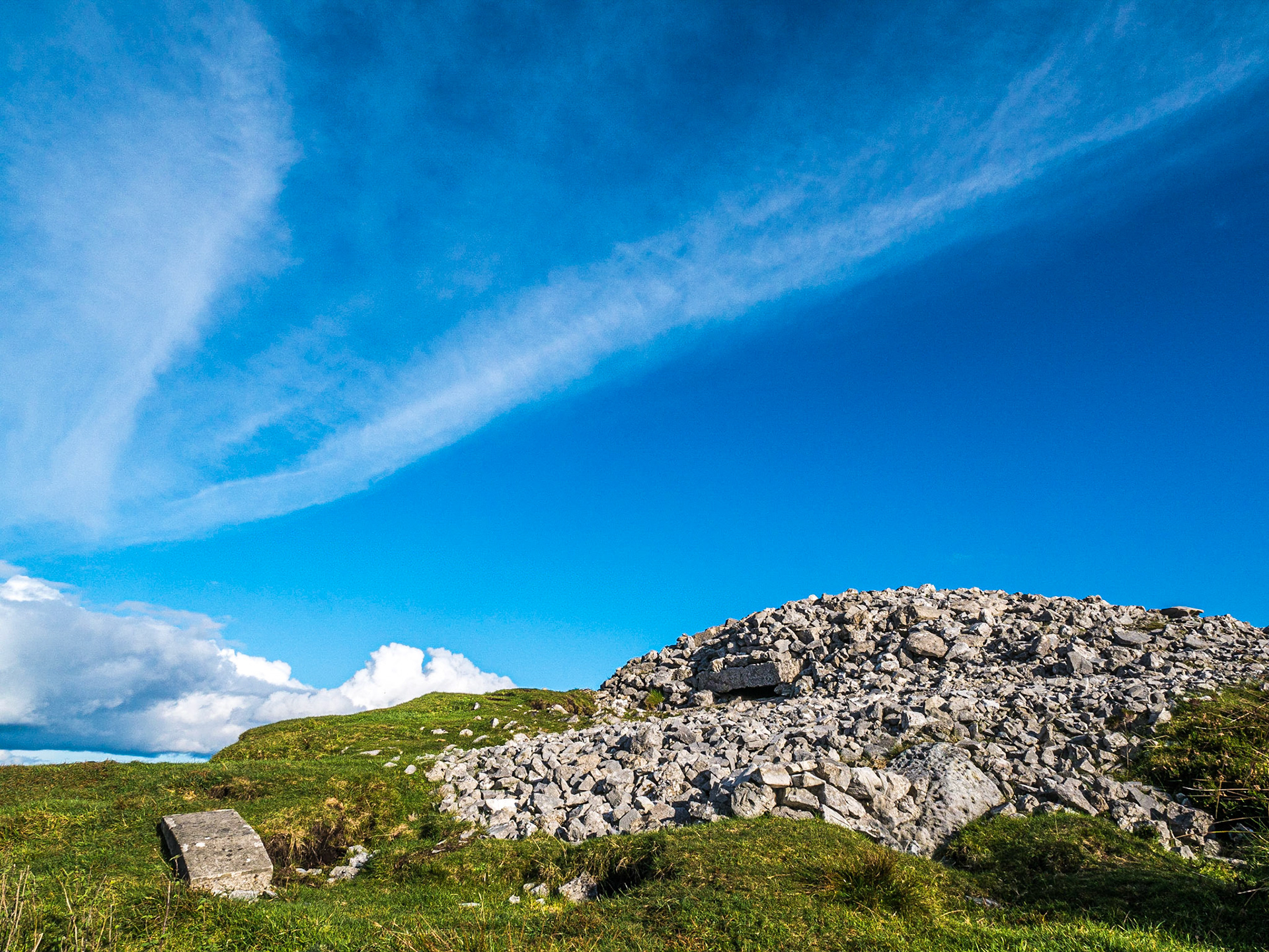 Megalithic tomb, Carrowkeel, Co Sligo, 10 Oct 2014