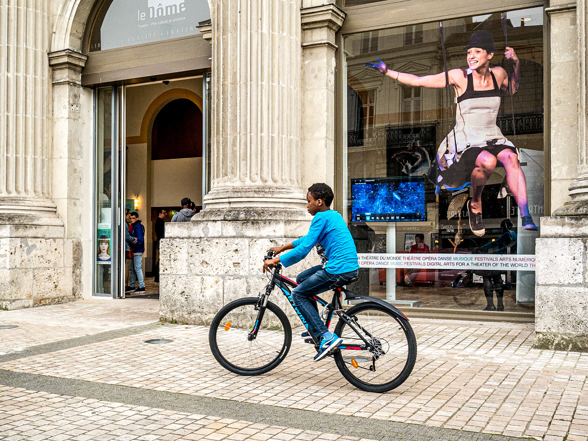 Theatre, Rue Molière, Saumur, 19 May 2016
