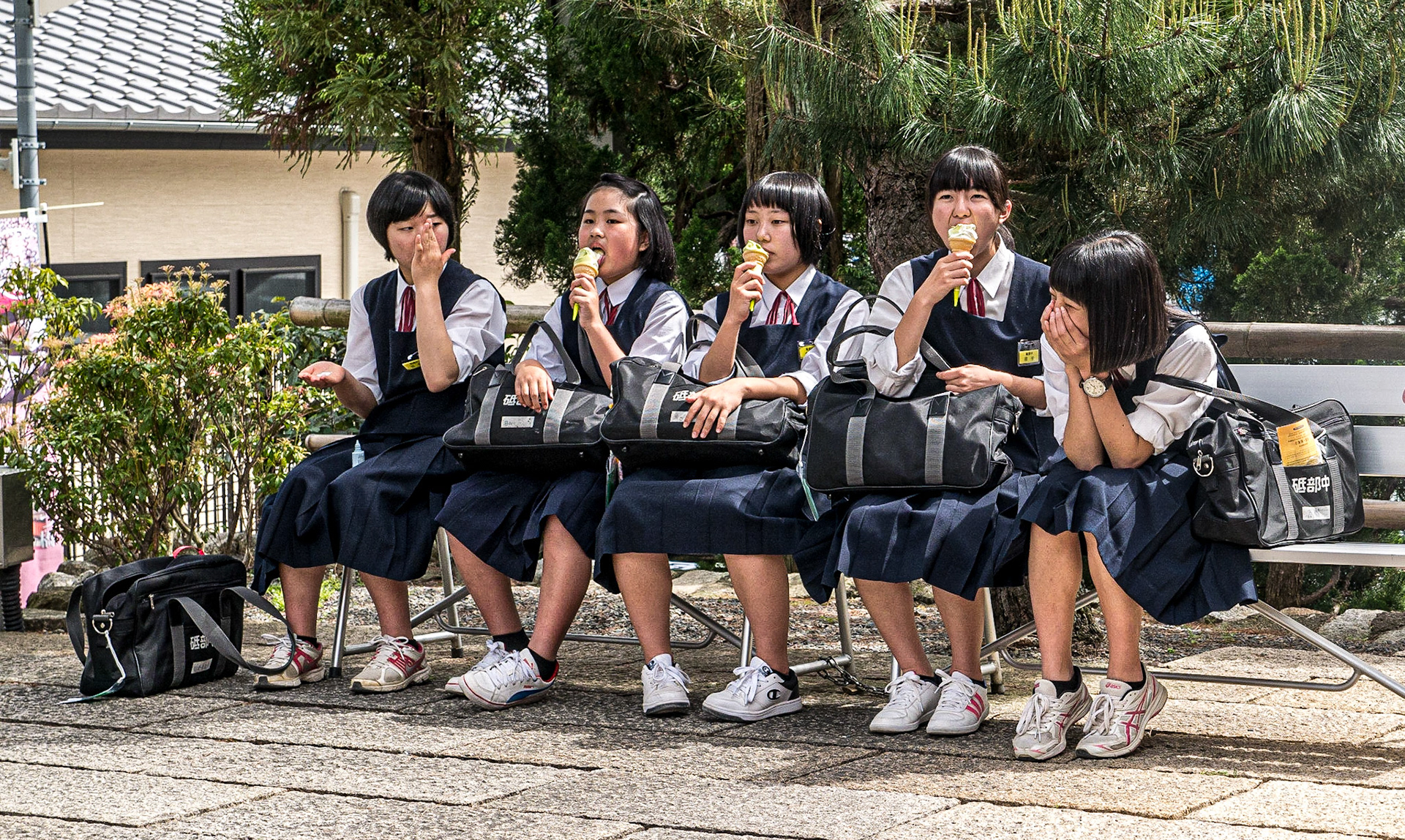 Outside Kinkaku-ji, Kyoto, 24 Apr 2016