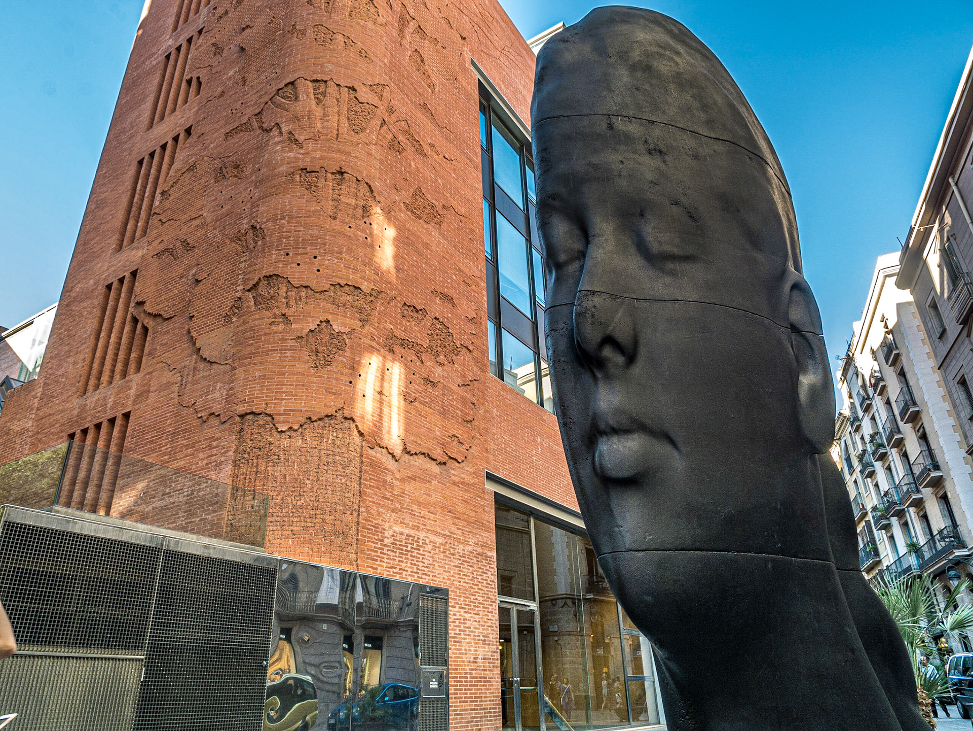 "Carmela, 2015" by Jaume Plensa, outside Palau de la Música Catalana, Barcelona