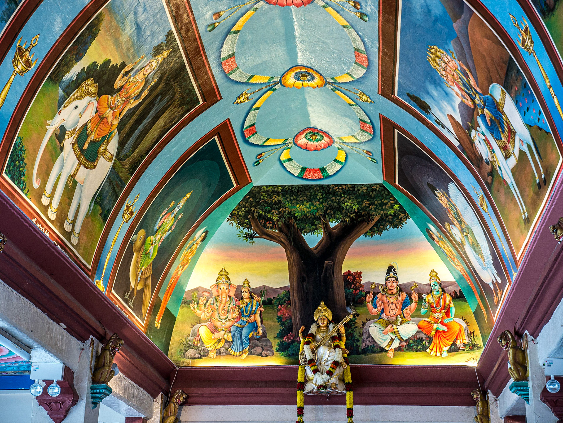 Sri Mariamman Temple, Singapore, 2 Jun 2017