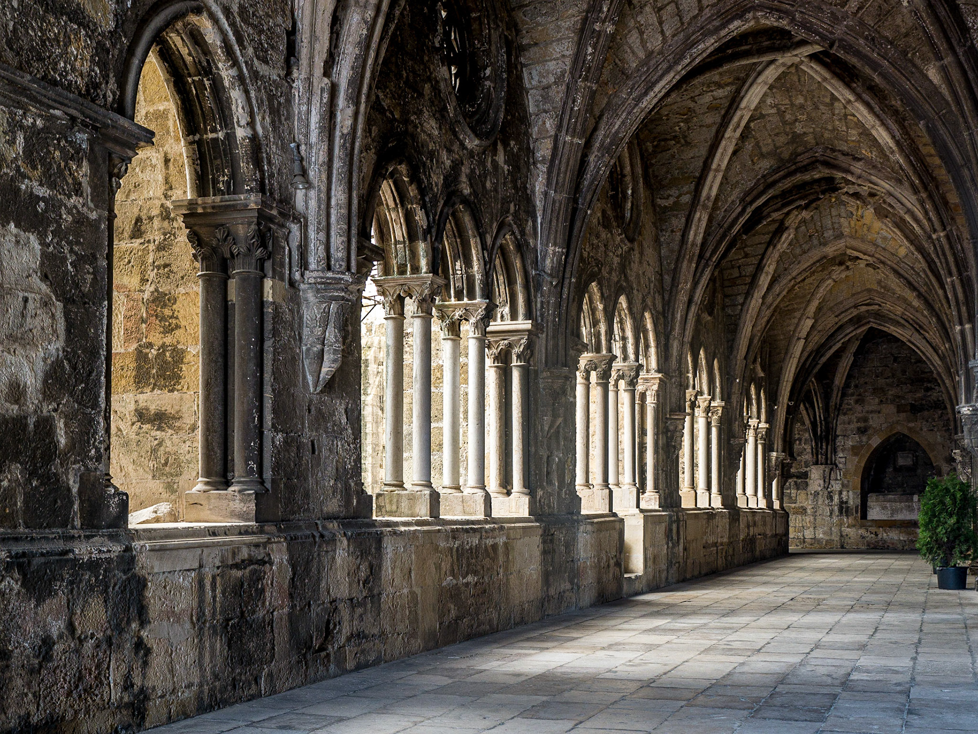 Lisbon cathedral, 8 Sep 2015